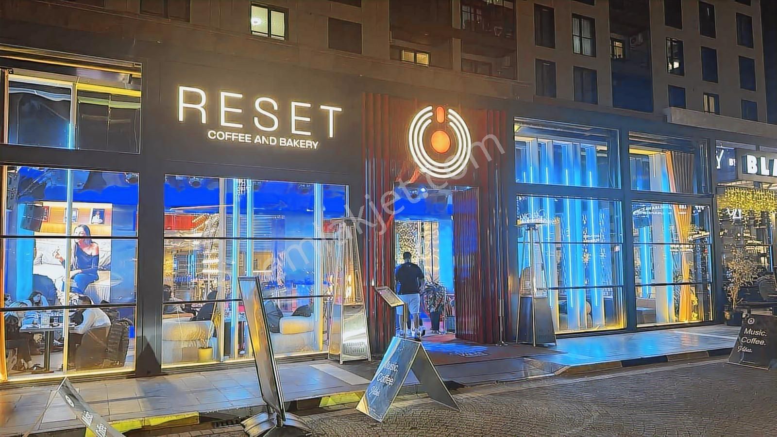 Ümraniye Alemdağ Caddesi Üzerinde Banka Kiracılı 500m Satılık - Görsel 2