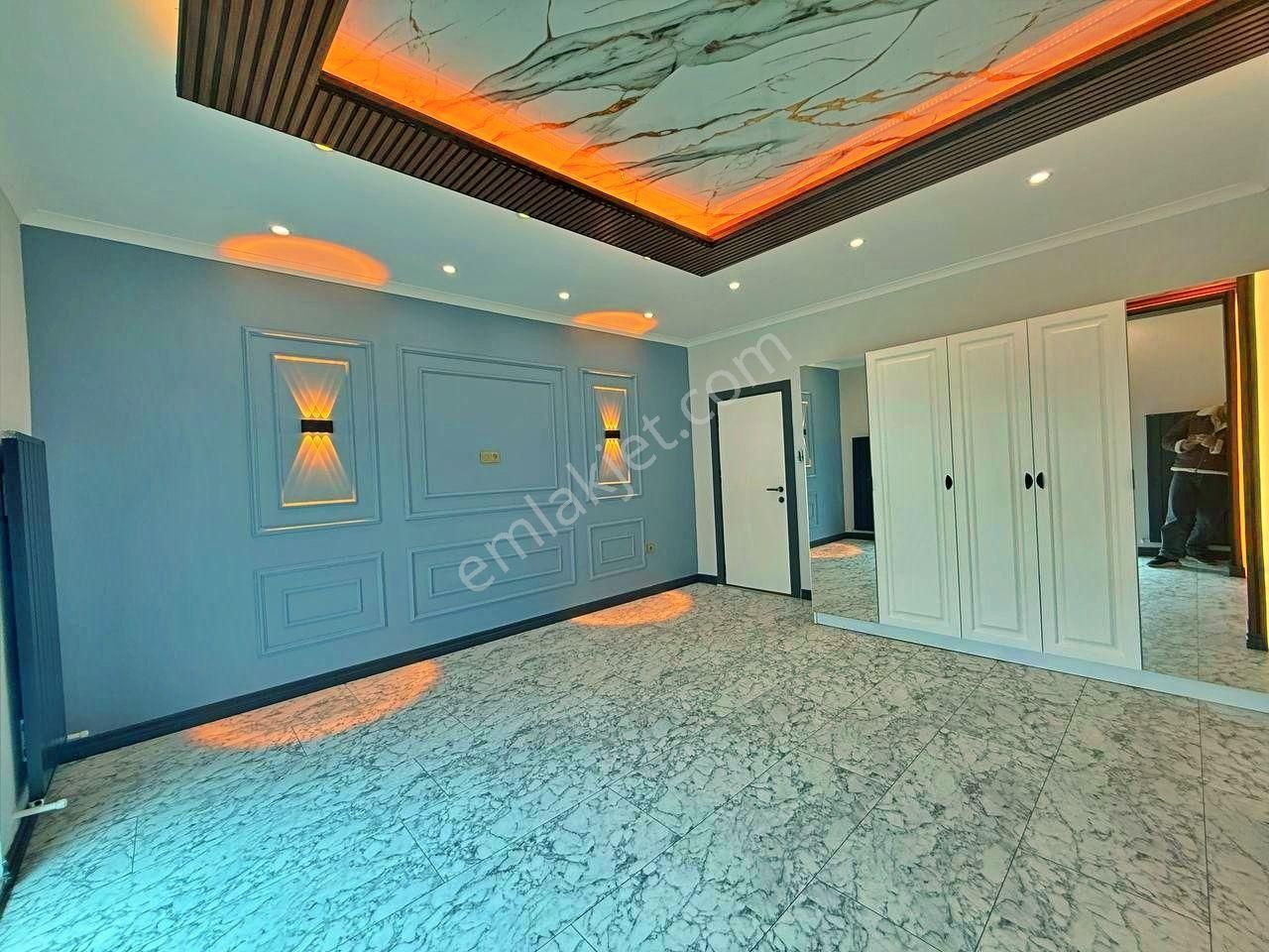 Uytundan Yenimahalle'de Denize 50 Metre Ultra Lüks 5+1 Villa - Görsel 10