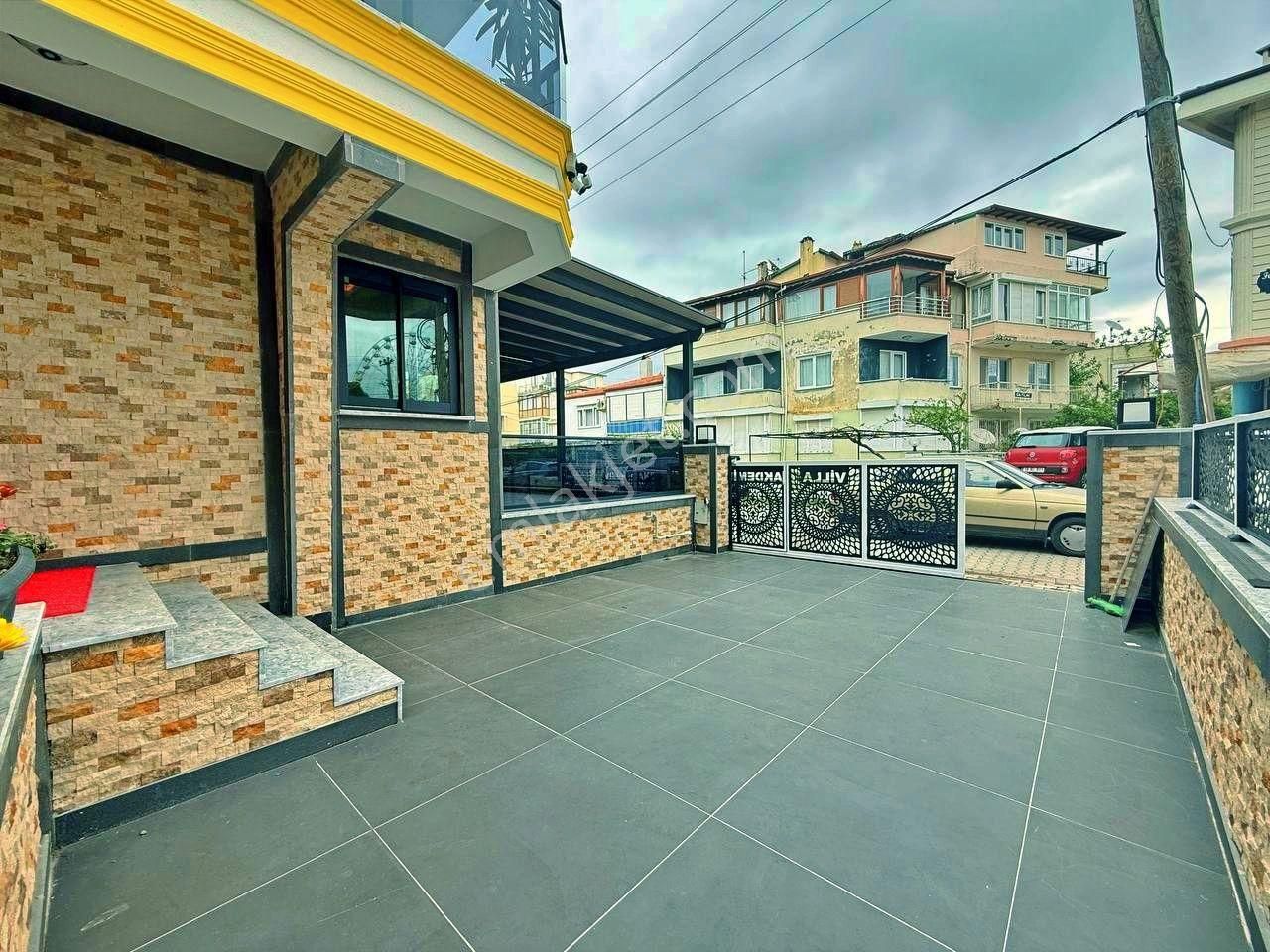 Uytundan Yenimahalle'de Denize 50 Metre Ultra Lüks 5+1 Villa - Görsel 28