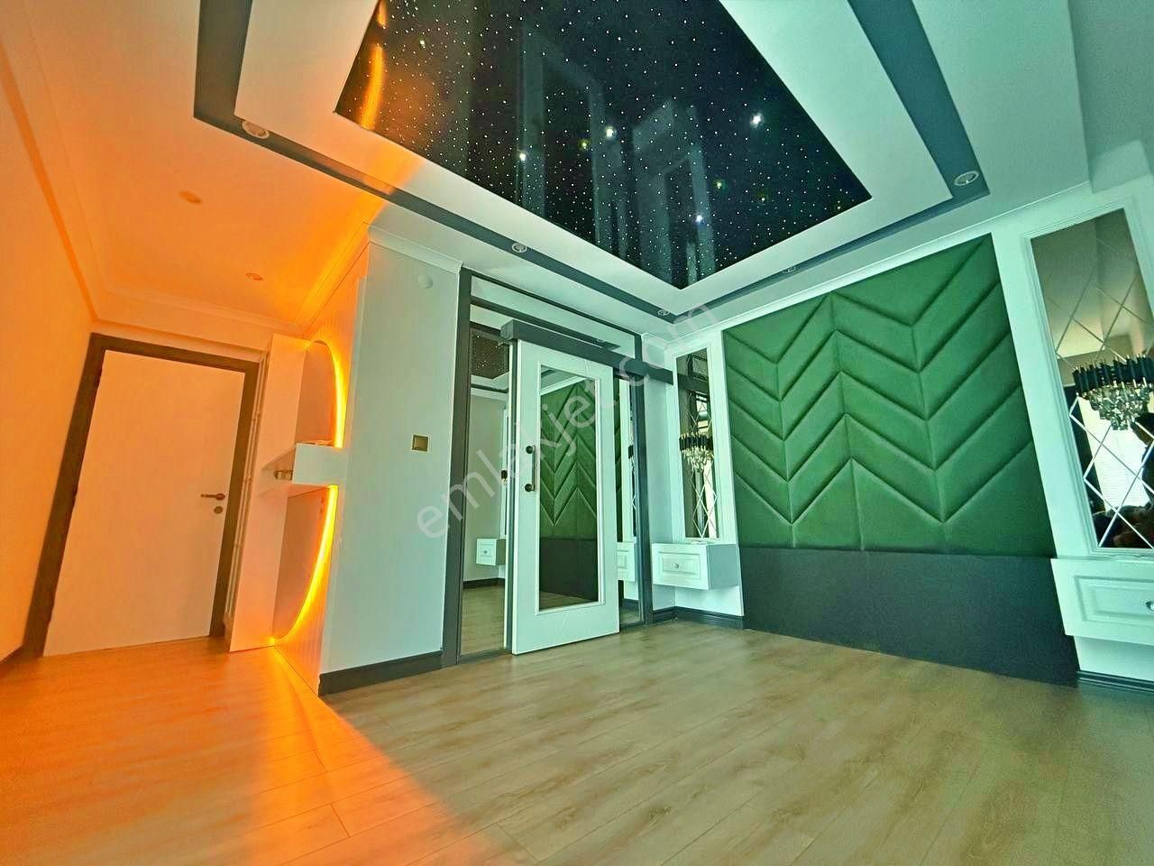 Uytundan Yenimahalle'de Denize 50 Metre Ultra Lüks 5+1 Villa - Görsel 4