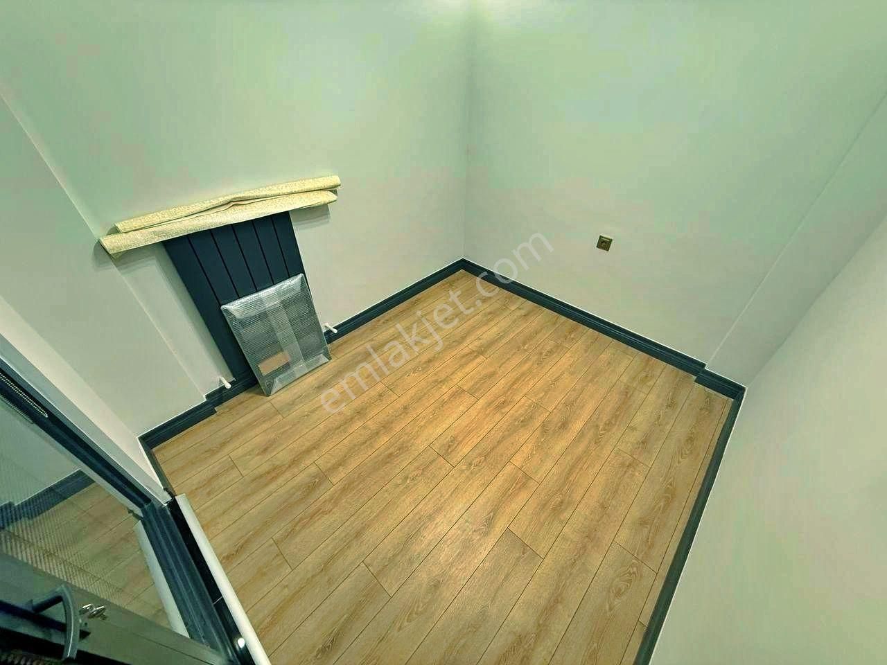 Uytundan Yenimahalle'de Denize 50 Metre Ultra Lüks 5+1 Villa - Görsel 9