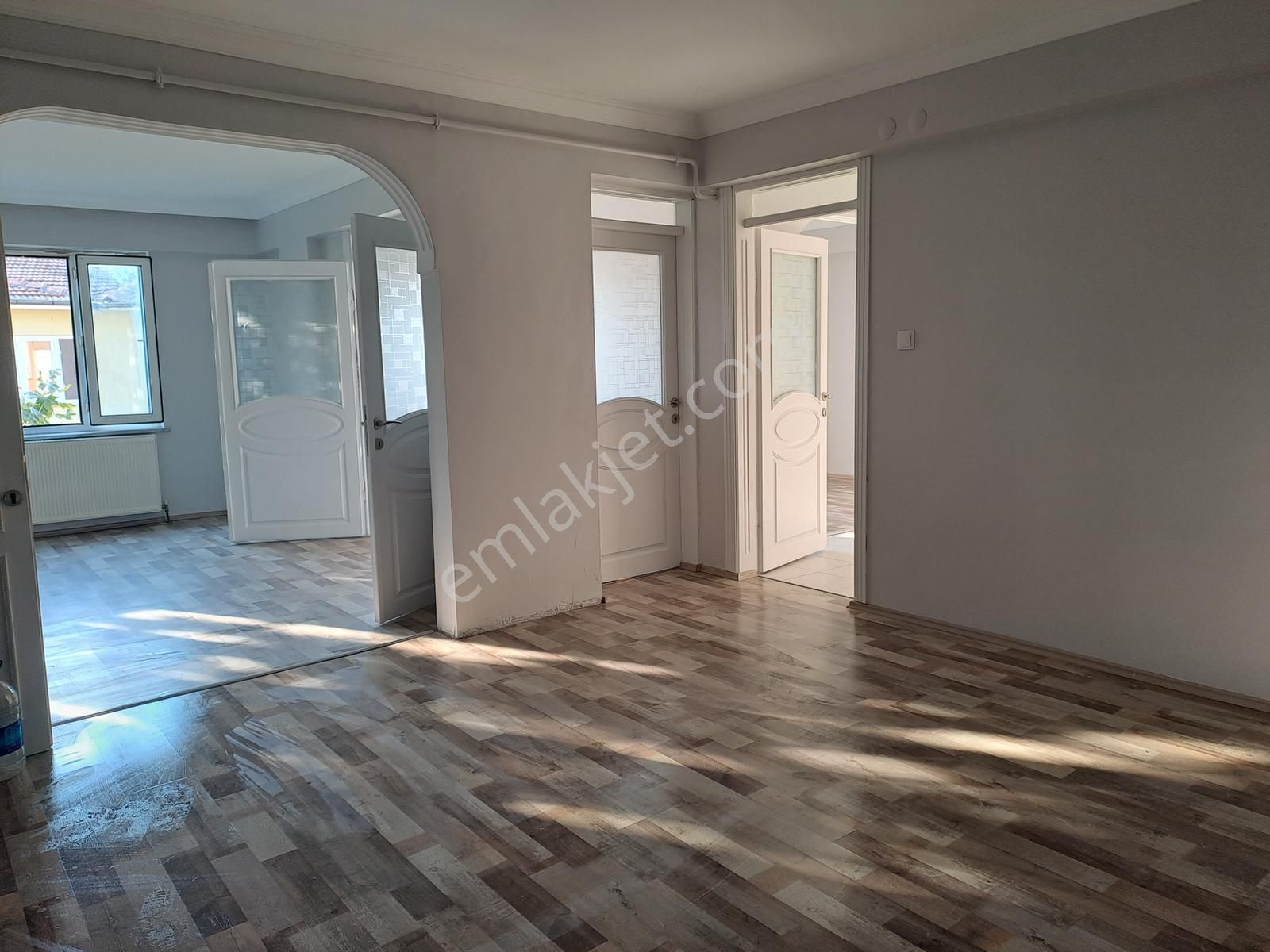 Karacabey Cumhuriyet İlköğretim Okulu Karşısı Kialık 3+1 Daire - Görsel 2