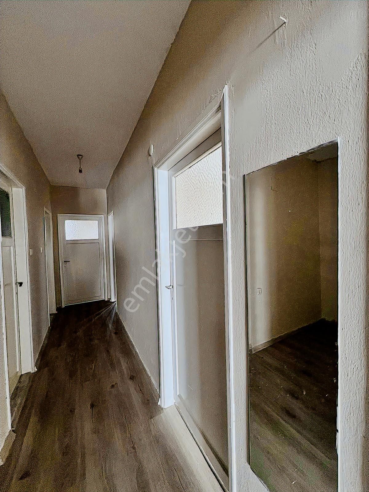 S.demirel Blv Yakın 3+1 K.mutfak Kombili Geniş Oturumlu Cazip - Görsel 20