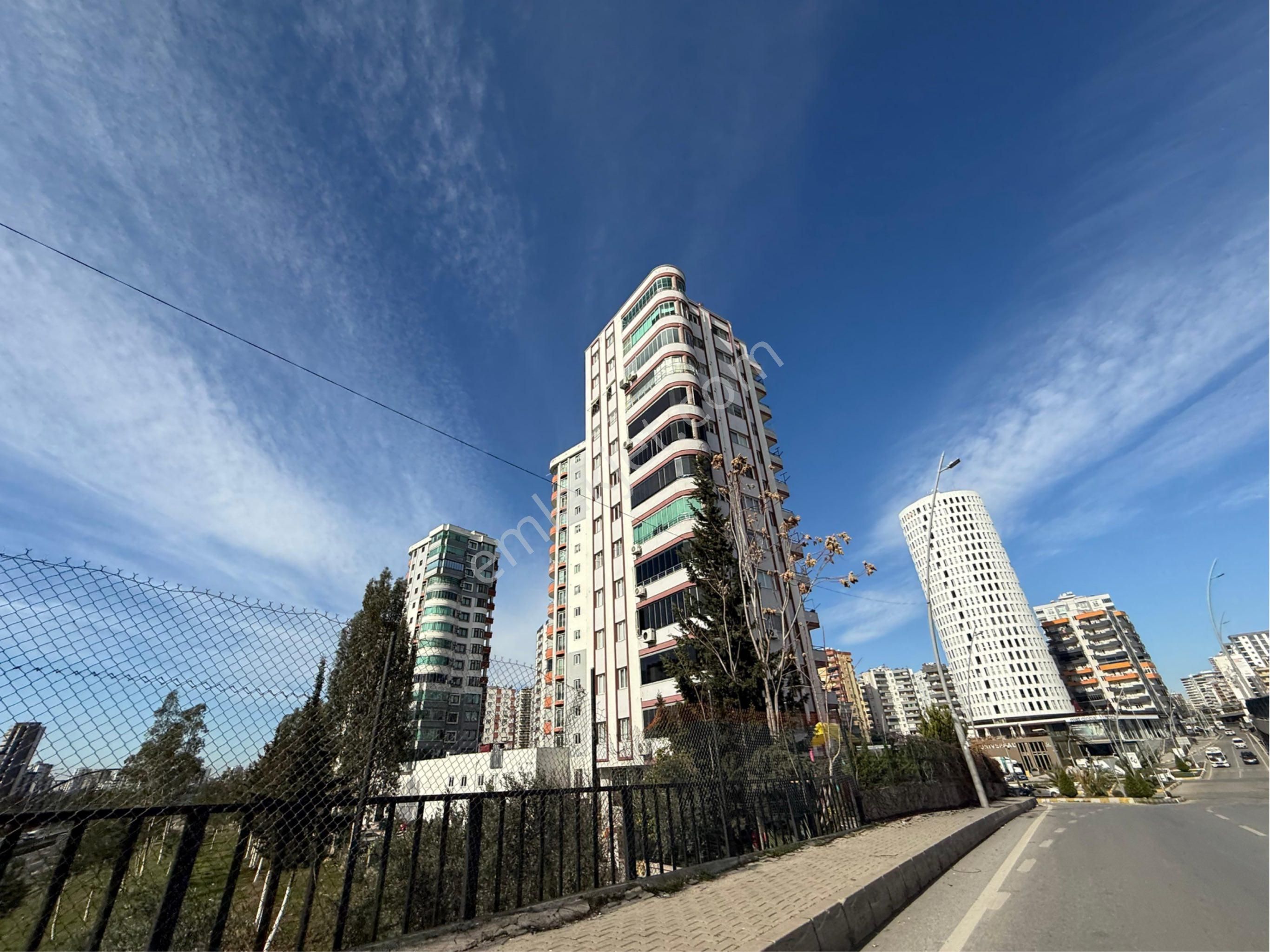 80.yıl Blv Üzeri Cepheleri Açık 4+1 K.mutfak Ç.banyo Herkat Tek Daire - Görsel 31