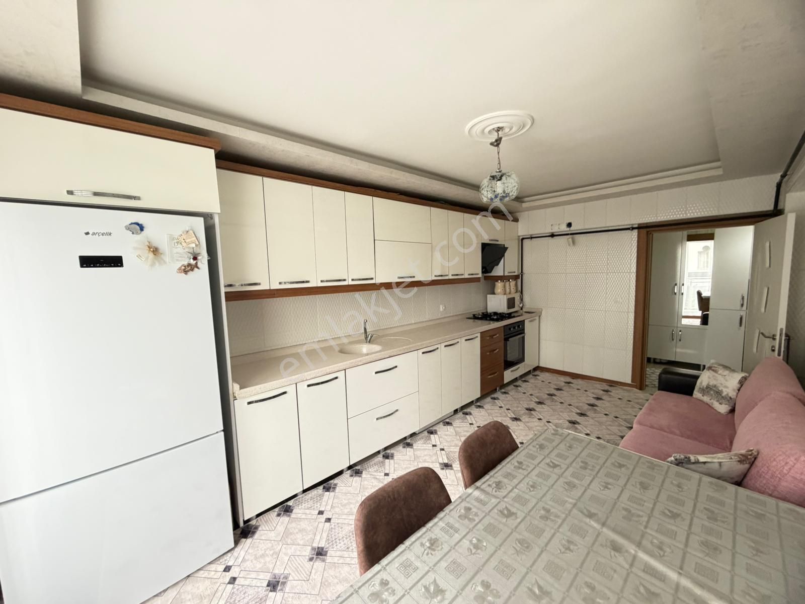 Atapark Merkezi Konumda Yeni Binada Katta Asansörlü 3+1 - Görsel 12