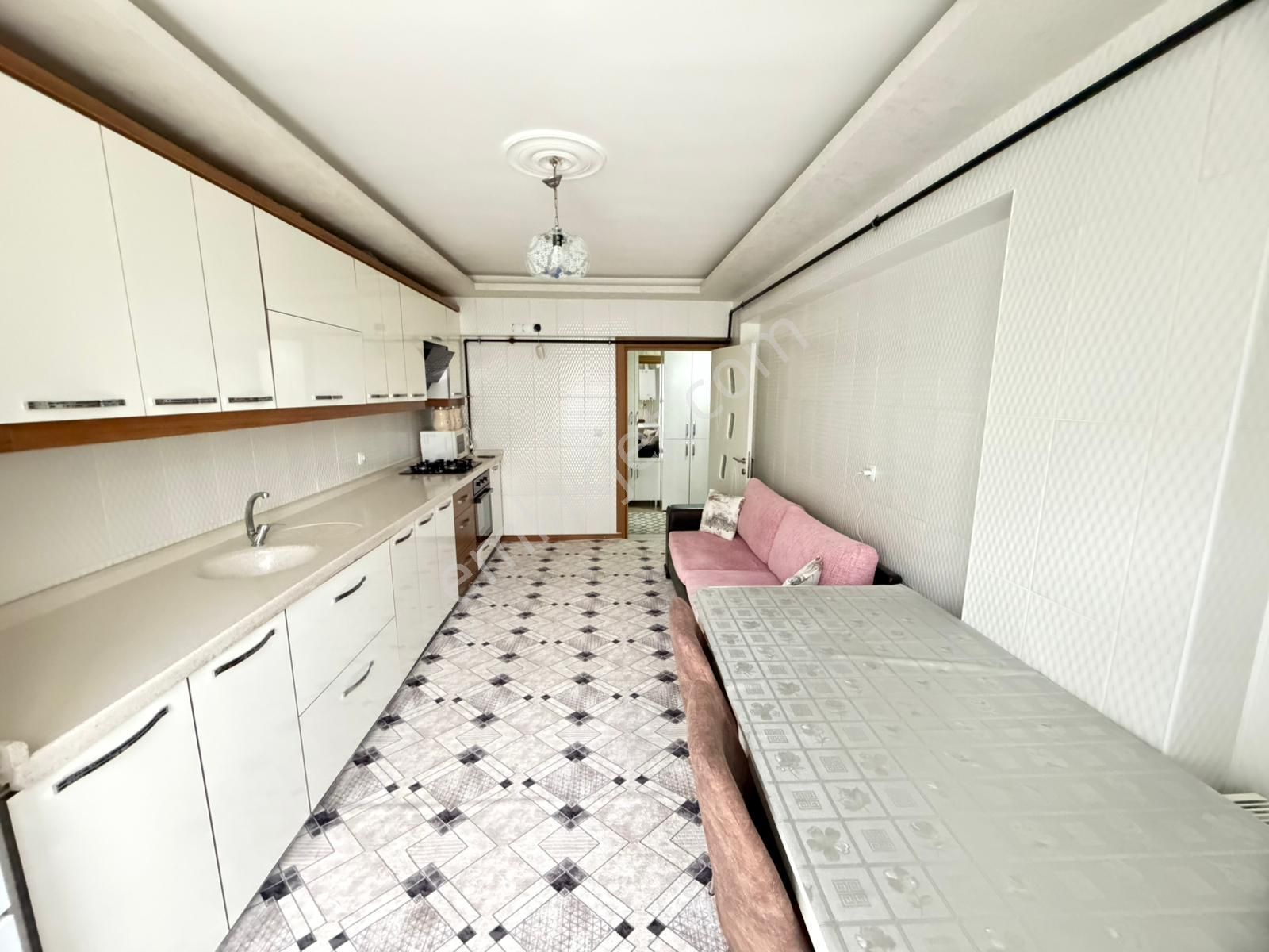 Atapark Merkezi Konumda Yeni Binada Katta Asansörlü 3+1 - Görsel 15