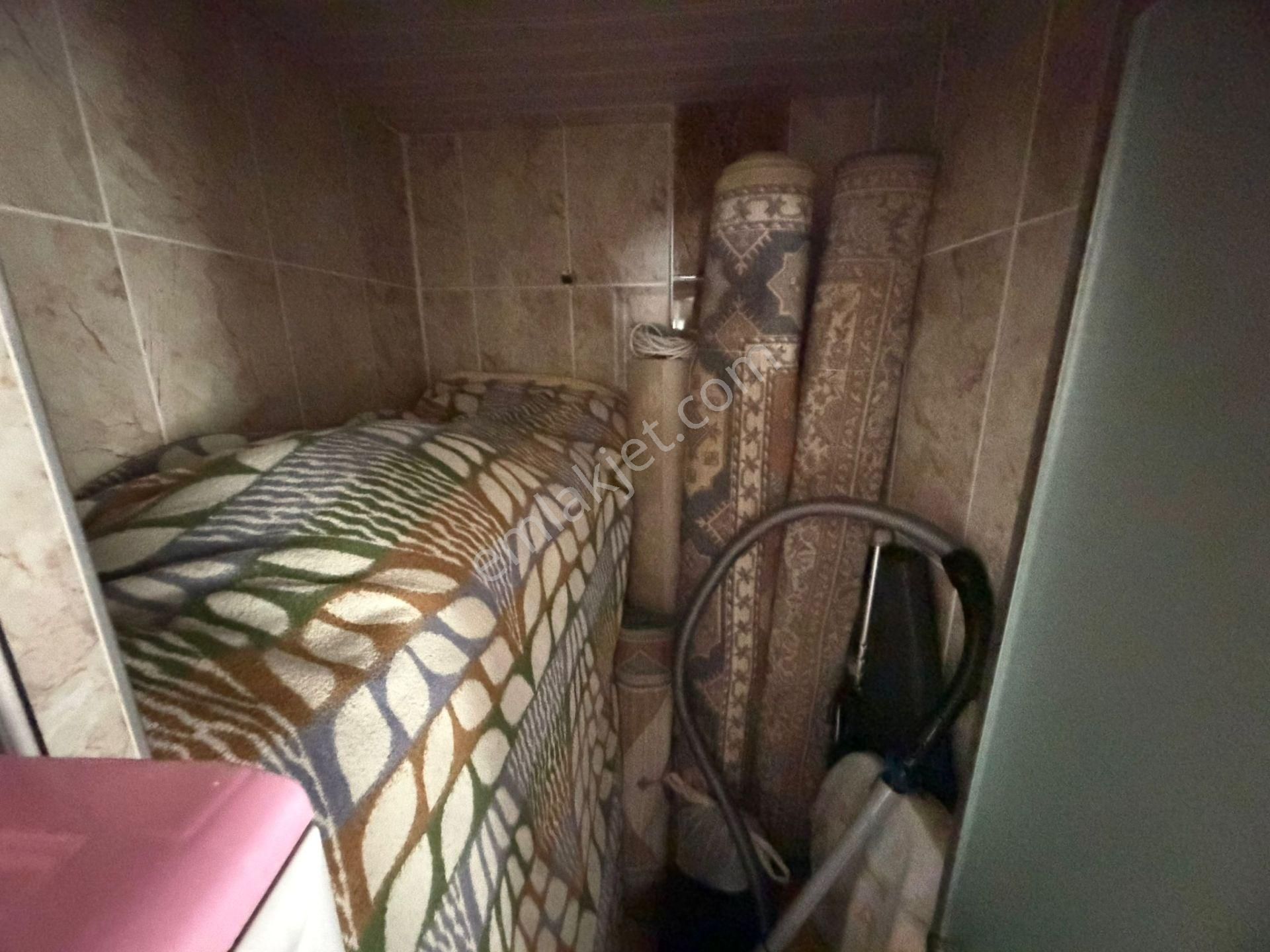 Atapark Merkezi Konumda Yeni Binada Katta Asansörlü 3+1 - Görsel 20