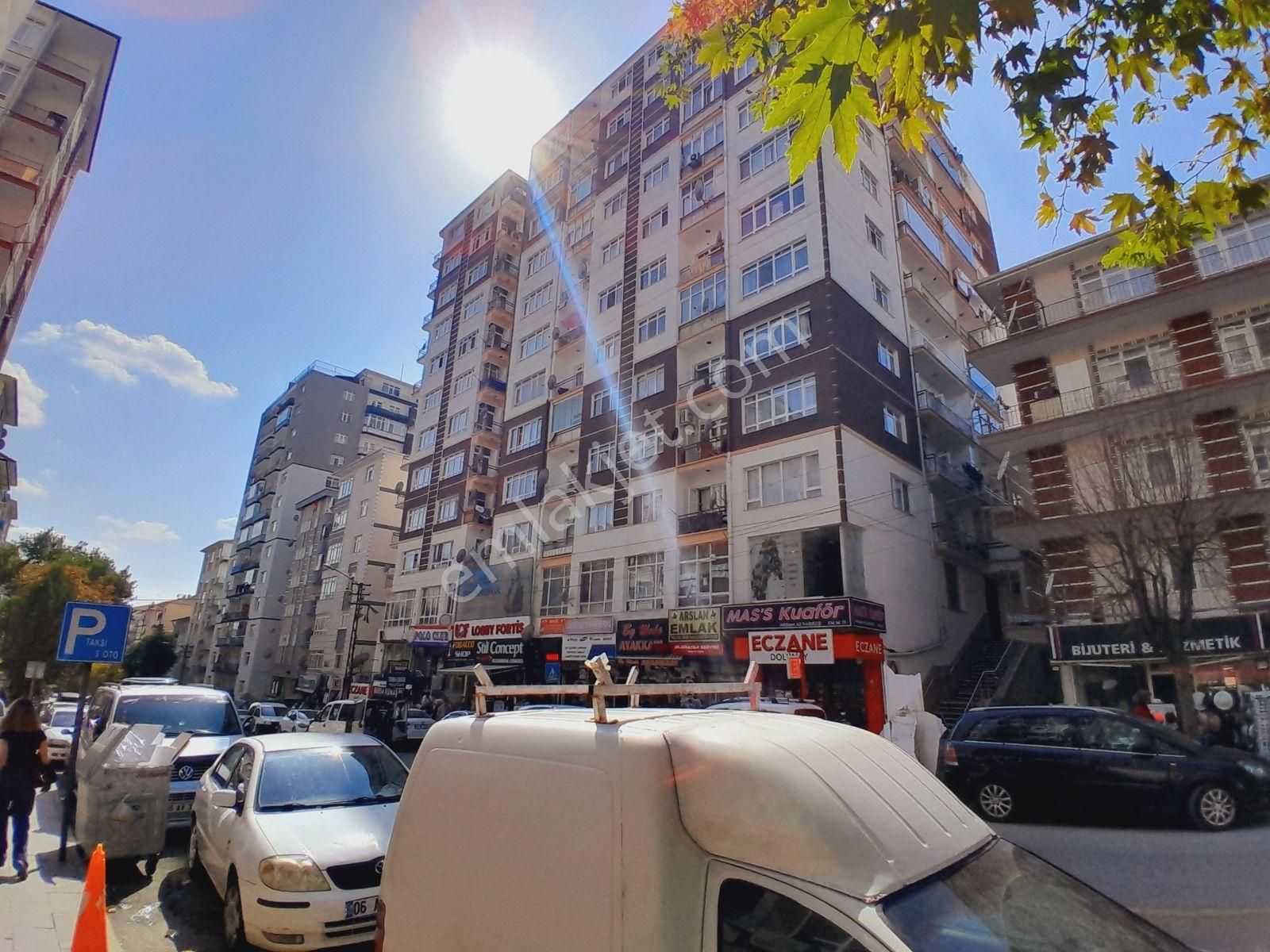 Metro Yanında Asansörlü / 3. Kat Bağımsız Salon / İskanlı - Görsel 2