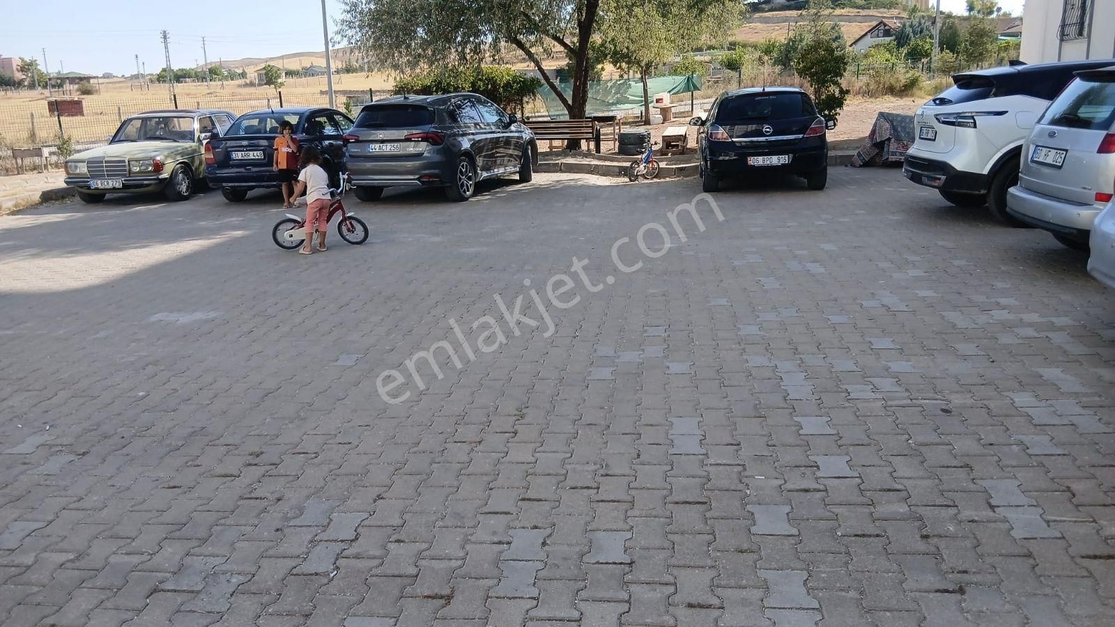 Arslan Emlak'tan Temelli Tokide Kiralık Ön Cephe Sıfır 3+1 Daire - Görsel 3
