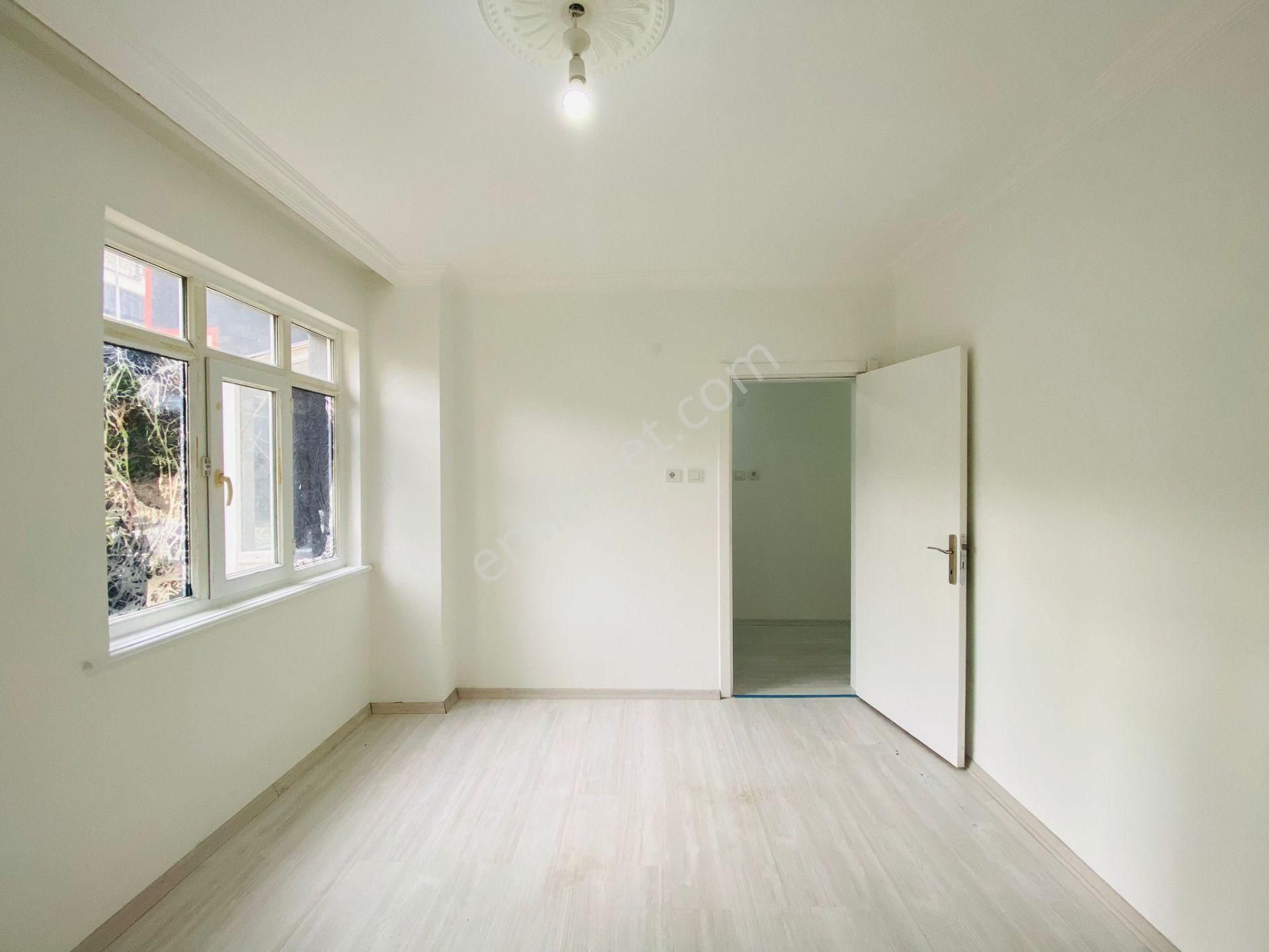 Merpa'dan // İstasyon Mah'de Kiralık // Kombili // 3+1 - Görsel 3