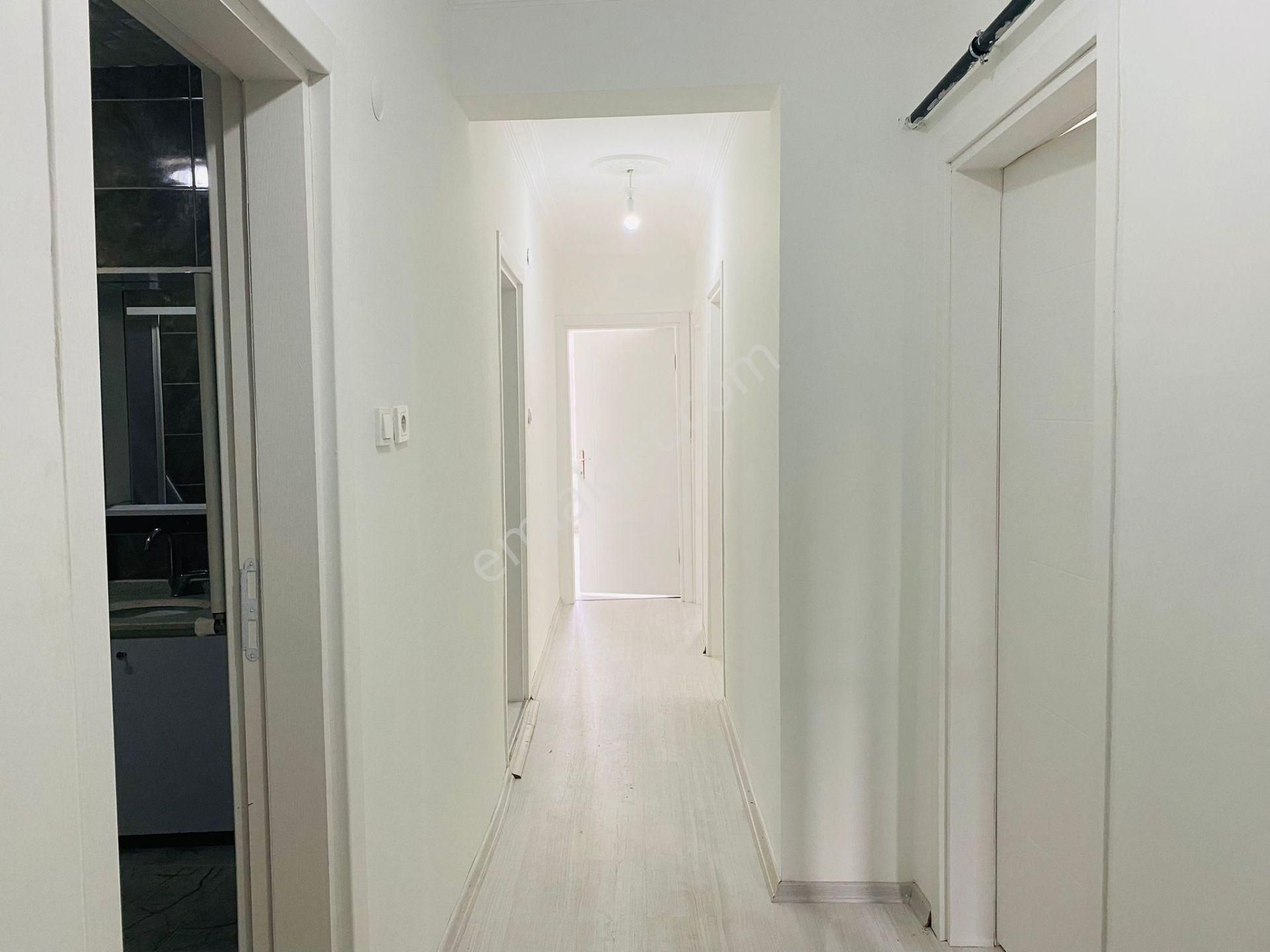 Merpa'dan // İstasyon Mah'de Kiralık // Kombili // 3+1 - Görsel 11