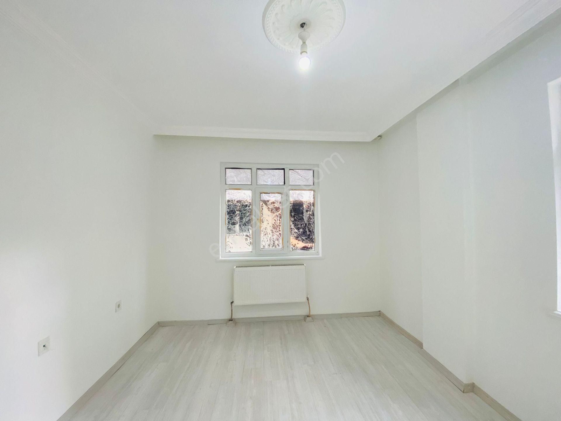 Merpa'dan // İstasyon Mah'de Kiralık // Kombili // 3+1 - Görsel 6