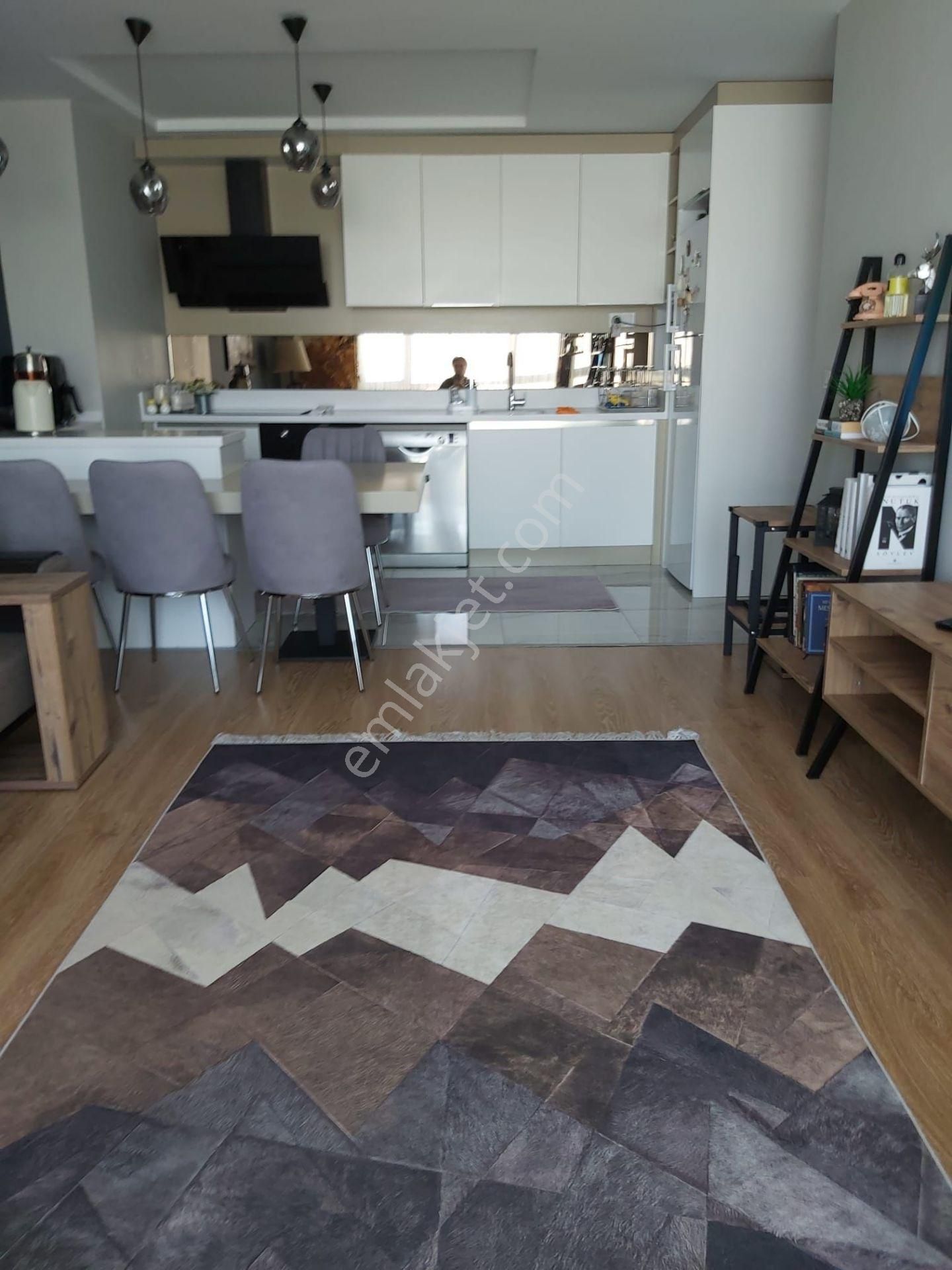 Meydan Eryamanda Göksu Ve Metro Yakını 2+1 Sahibinden Satılık Daire