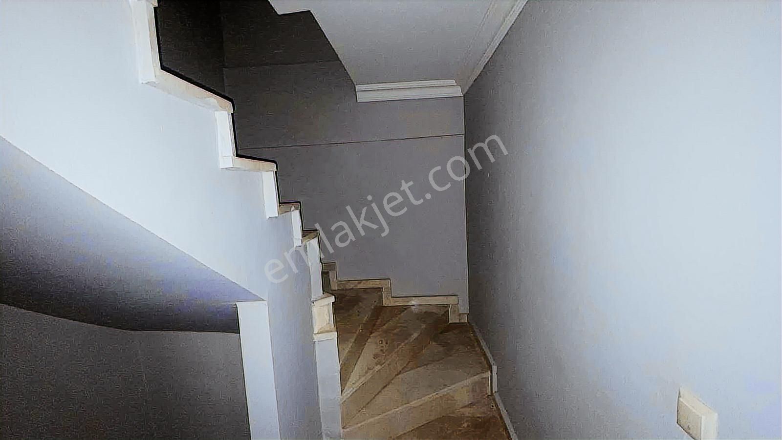 Arslan Emlaktan 3+1 Ters Dubleks Kiralık Daire - Görsel 21