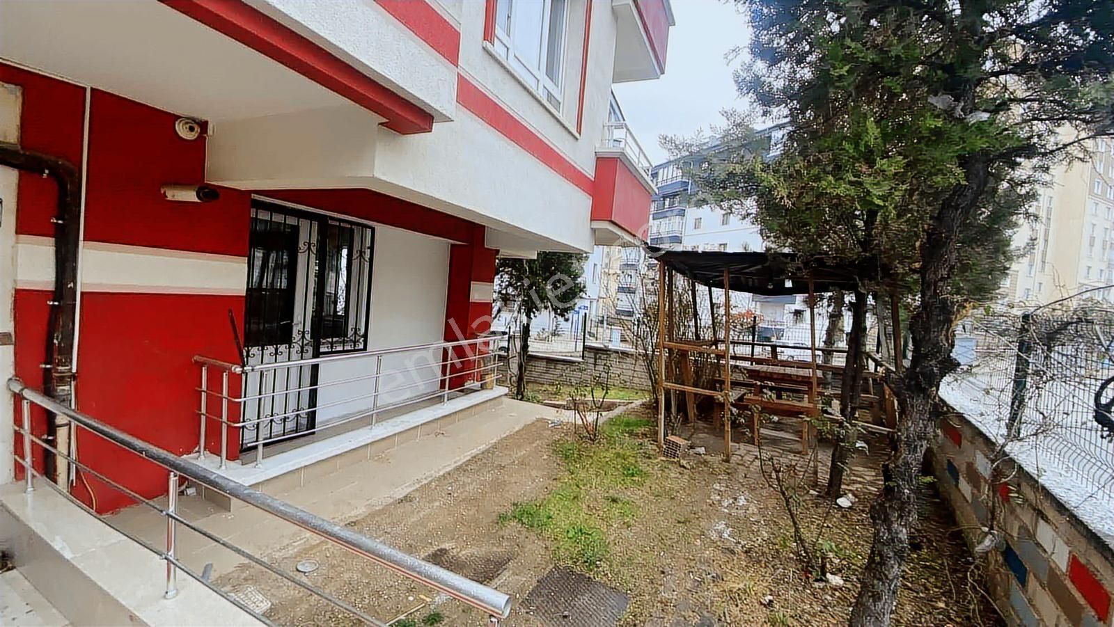 Arslan Emlaktan 3+1 Ters Dubleks Kiralık Daire - Görsel 18