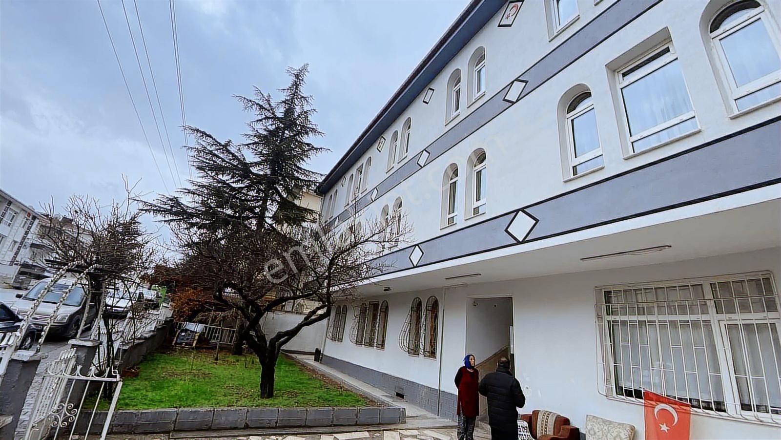 Arslan Emlaktan 3+1 Kiralık Daire