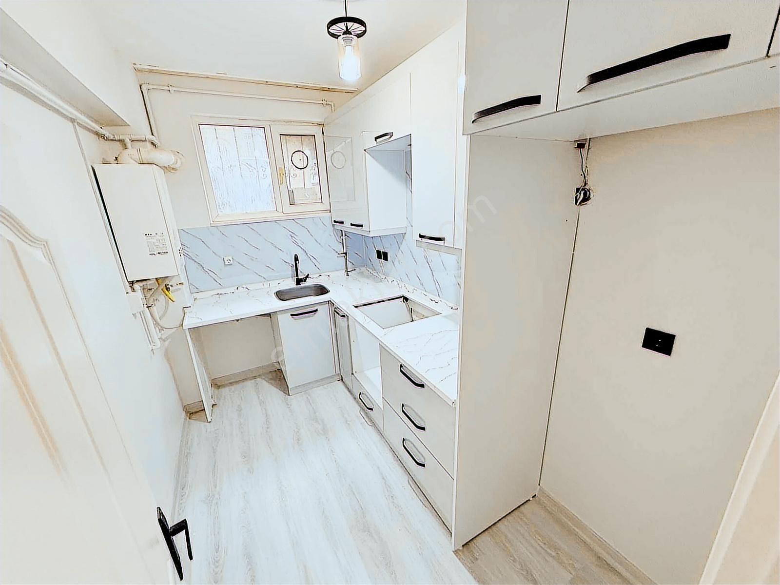 Pusula İnşaat'tan 50.mah 2+1 90 M2 Caddeye Yakın Bahçe Katı - Görsel 34