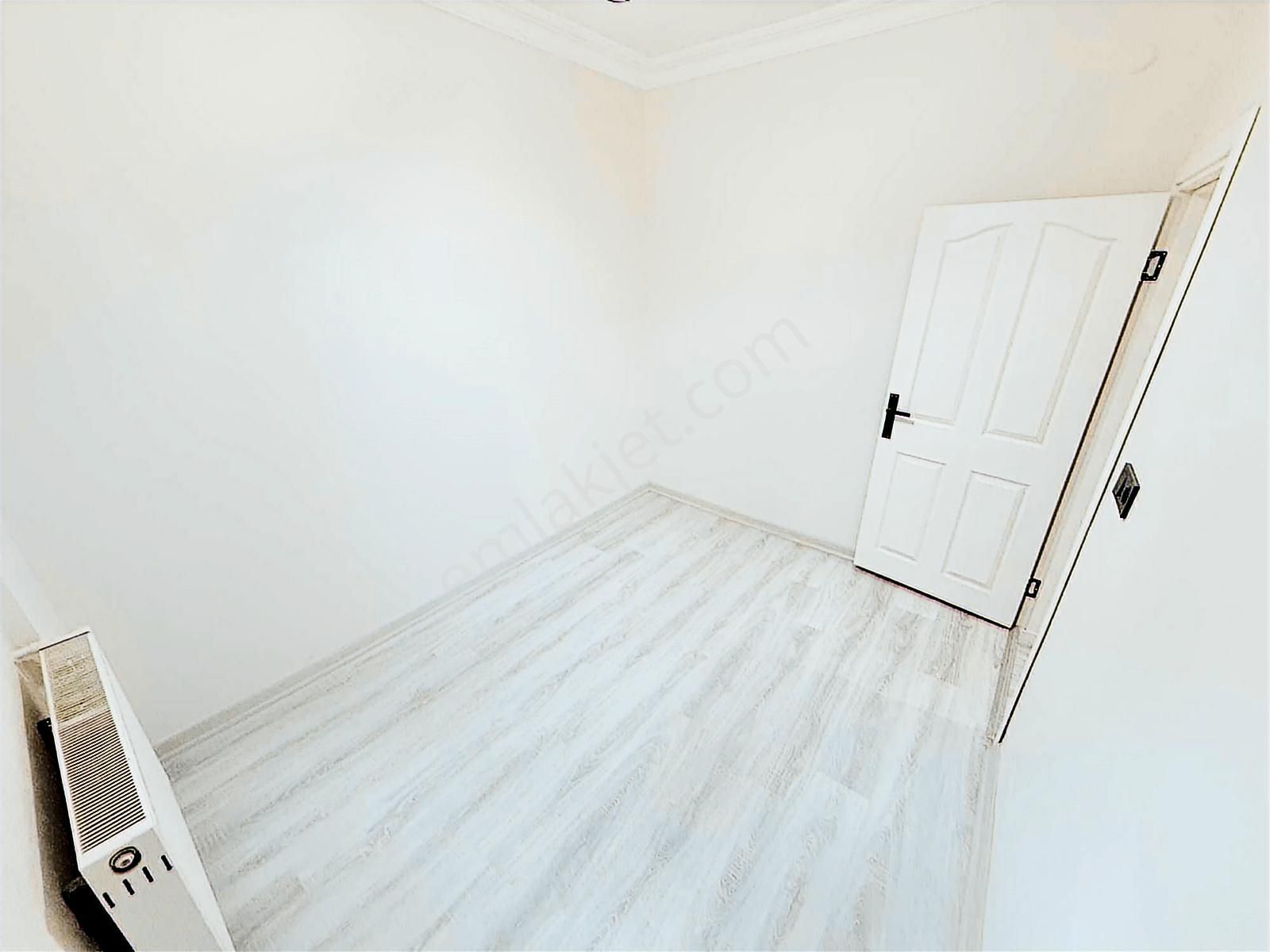 Pusula İnşaat'tan 50.mah 2+1 90 M2 Caddeye Yakın Bahçe Katı - Görsel 27