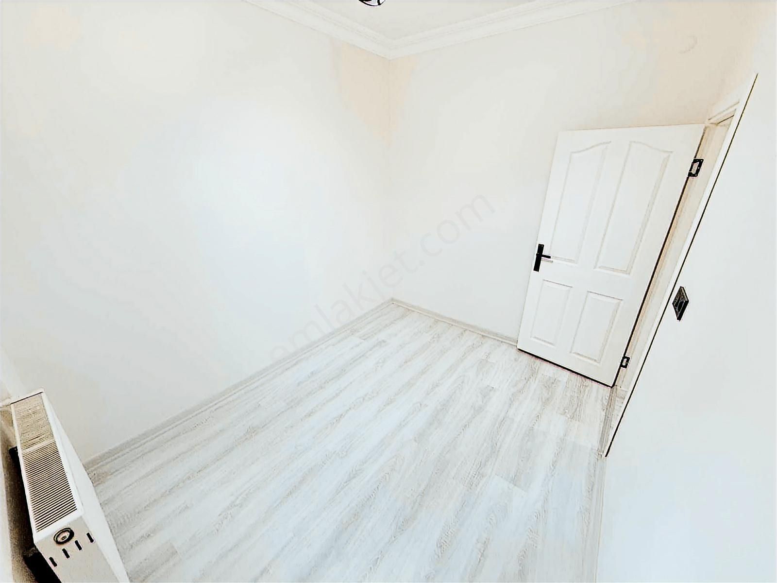 Pusula İnşaat'tan 50.mah 2+1 90 M2 Caddeye Yakın Bahçe Katı - Görsel 11