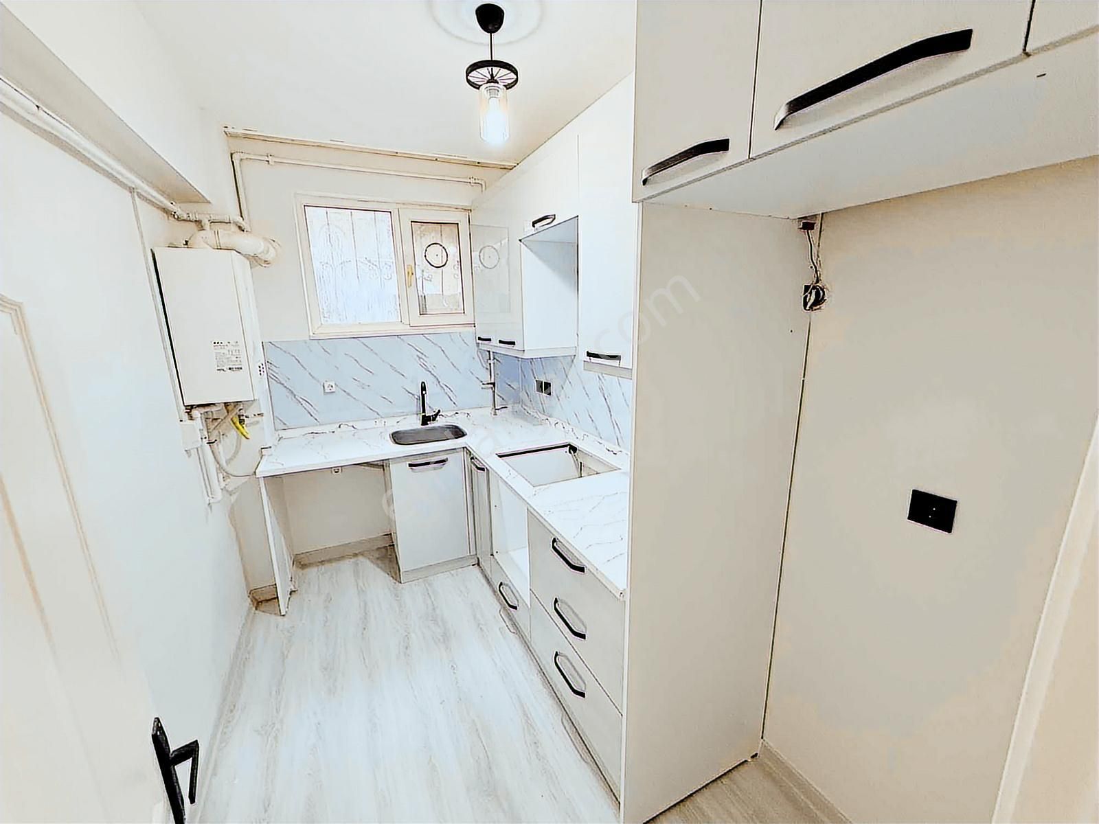 Pusula İnşaat'tan 50.mah 2+1 90 M2 Caddeye Yakın Bahçe Katı - Görsel 33