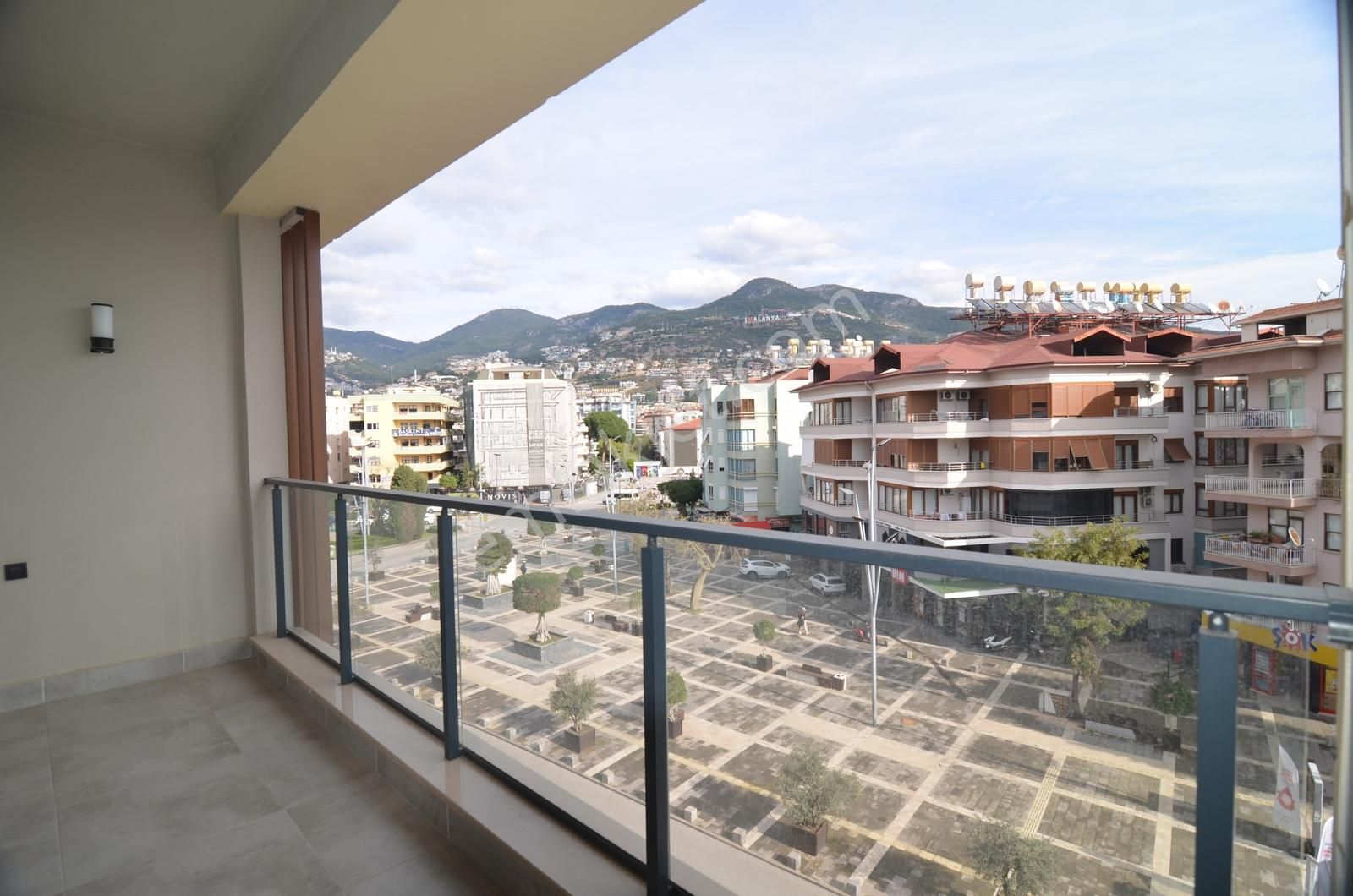 Alanya Güller Pınarı Mahallesi Plaza 'da Kiralık Ofis - Görsel 7