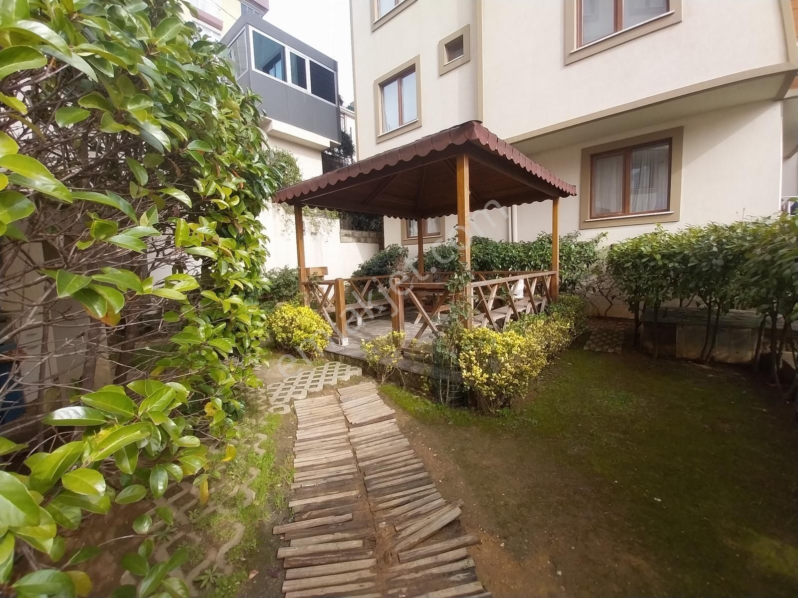 24 Saat Güvenlikli Sitede Kapanmaz Manzaralı Fırsat - Görsel 16