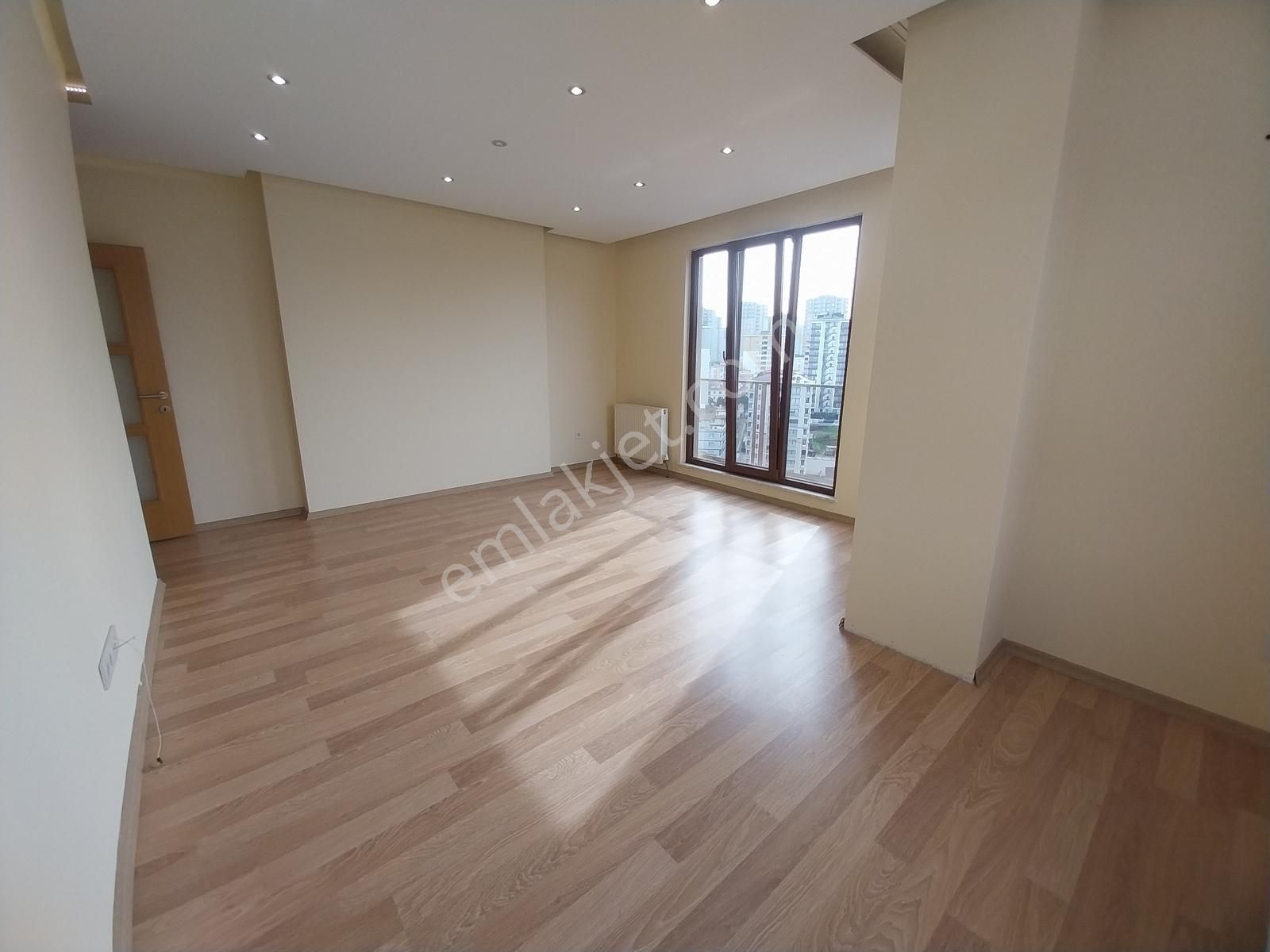 24 Saat Güvenlikli Sitede Kapanmaz Manzaralı Fırsat - Görsel 22