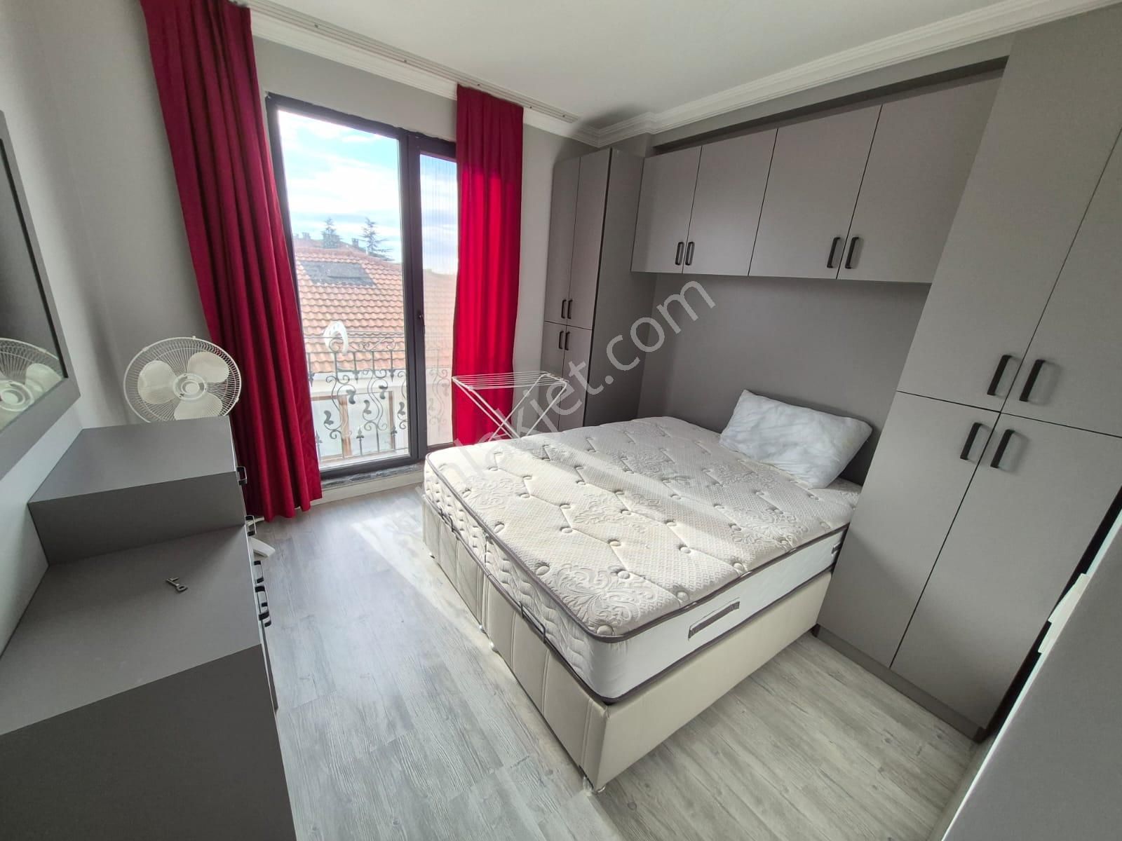 Delux'den Cumhuriyet Mah.'de Lux Eşyalı 1+1 Kiralık Daire - Görsel 11