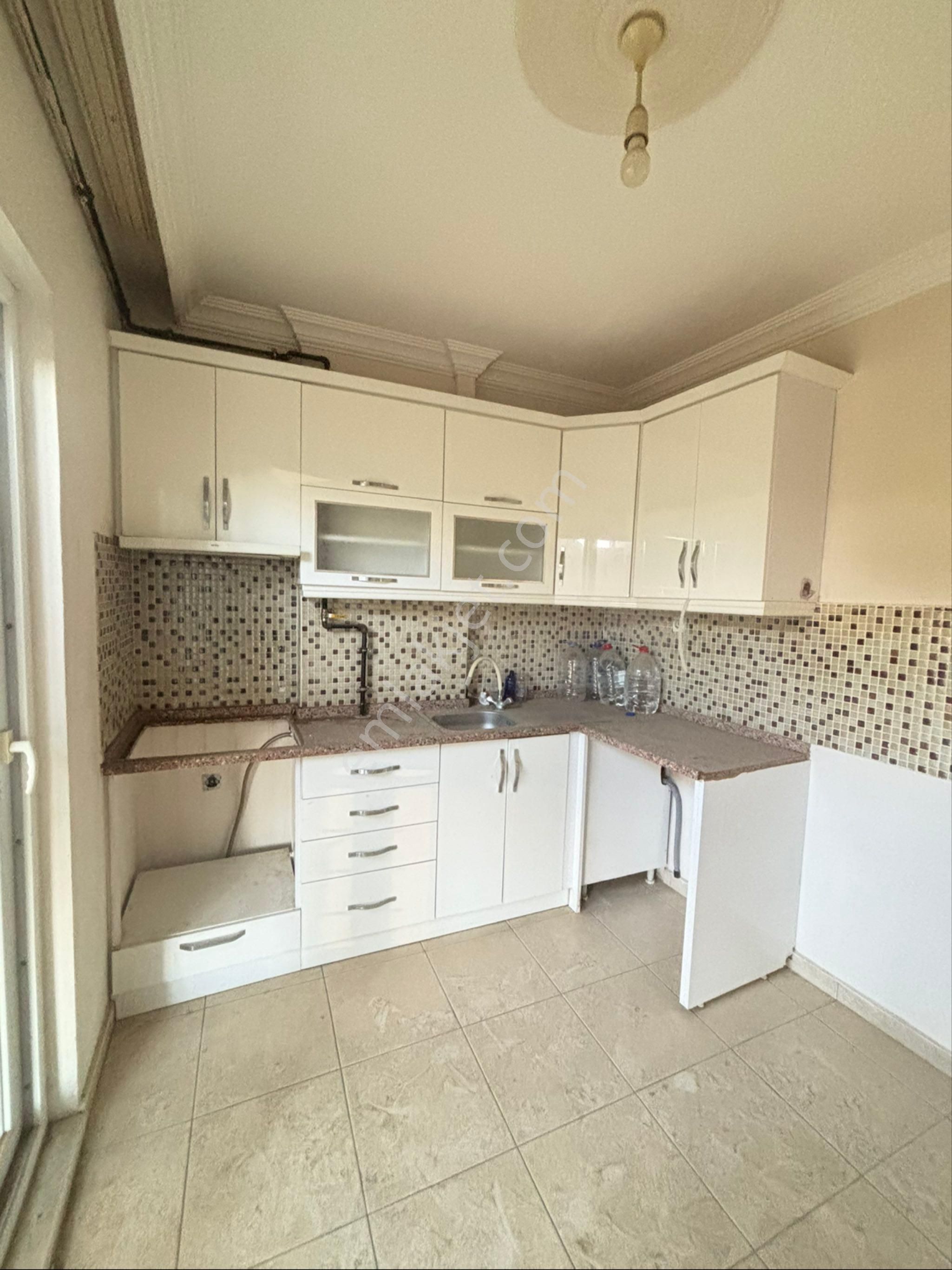 Nazilli Kurtuluş Mahallesinde Satılık 2+1 Asansörlü Daire