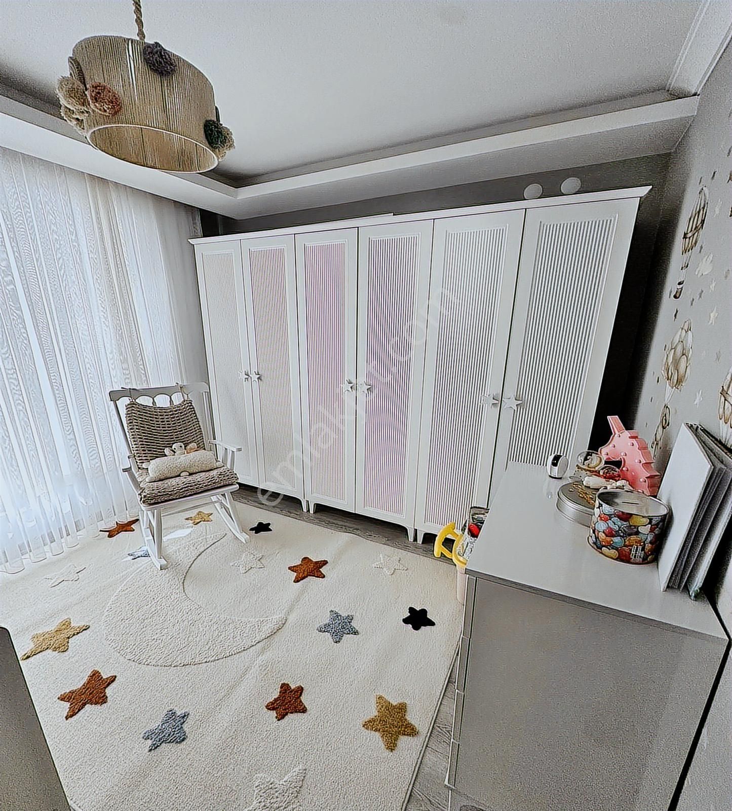 Karakaya Mahallesi'de Lüks Yapılı Merkezi Konumda Emsalsiz Daire - Görsel 6