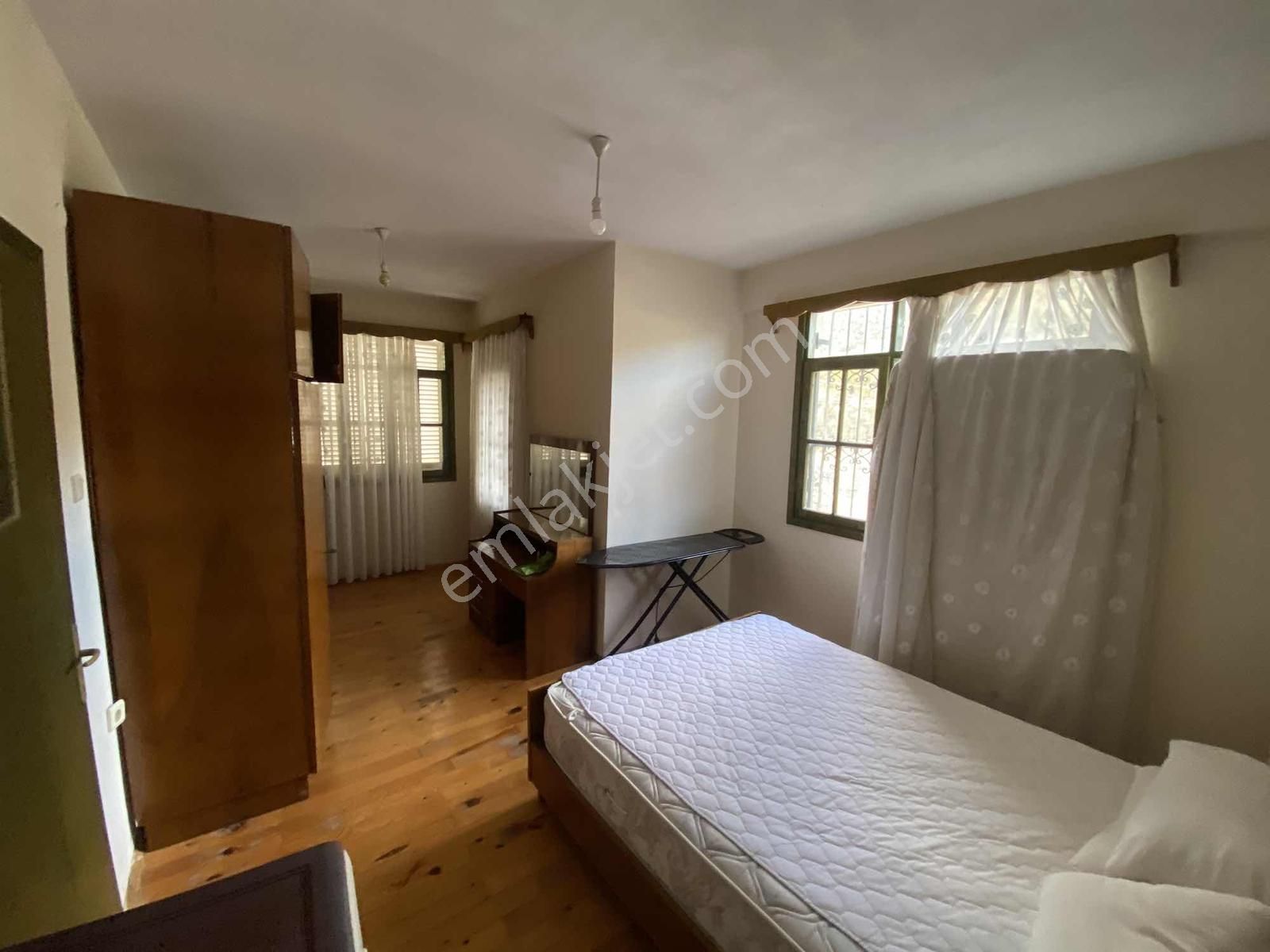 New Formdan Dağ Ve Doğa Manzaralı Satılık Villa - Görsel 18