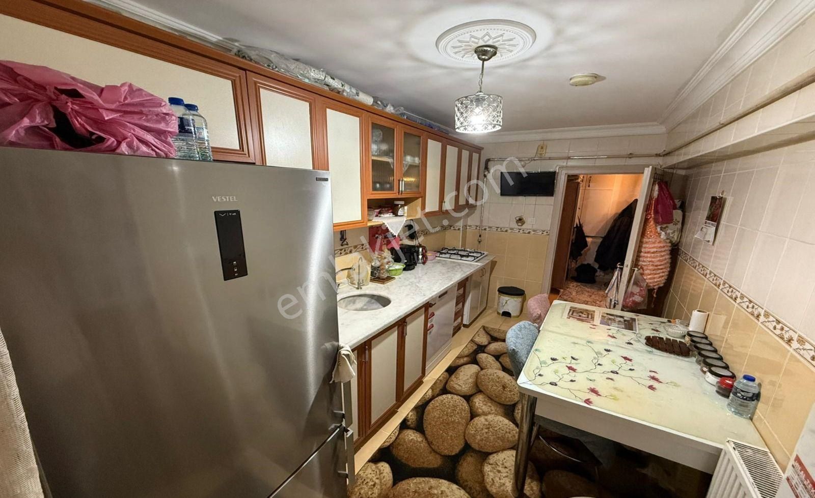 Osmangazi Mahallesinde Kat Konumunda İskanlı Cadde Yakını 3+1 - Görsel 4