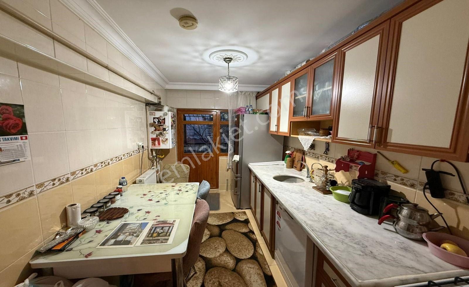 Osmangazi Mahallesinde Kat Konumunda İskanlı Cadde Yakını 3+1 - Görsel 8