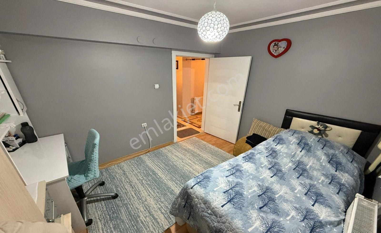 Osmangazi Mahallesinde Kat Konumunda İskanlı Cadde Yakını 3+1 - Görsel 12