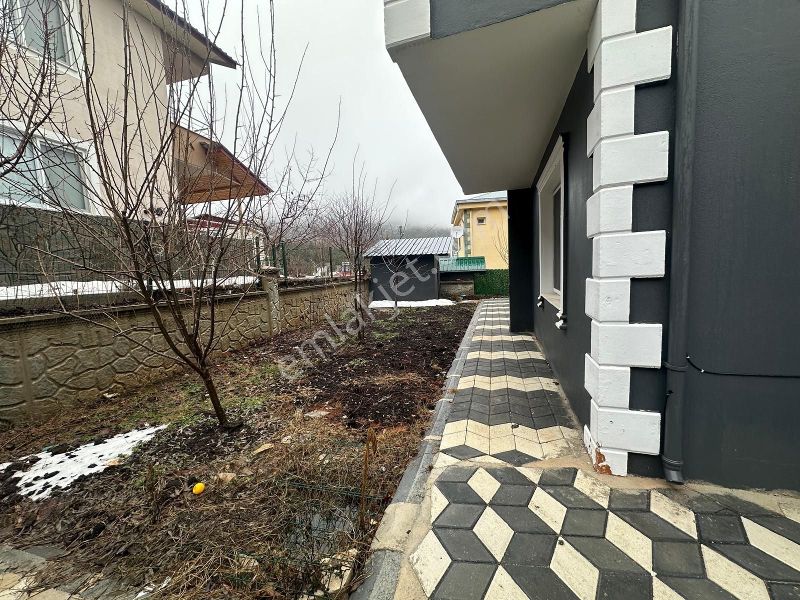 New Formdan Gözne Karatepede Satılık 4+1 Dubleks Eşyalı Villa - Görsel 23