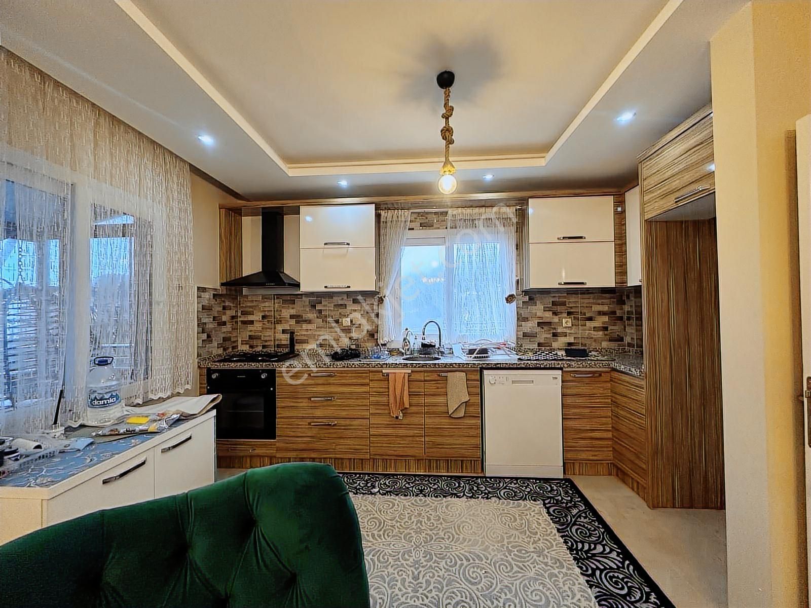 New Formdan Gözne Karatepede Satılık 4+1 Dubleks Eşyalı Villa - Görsel 18