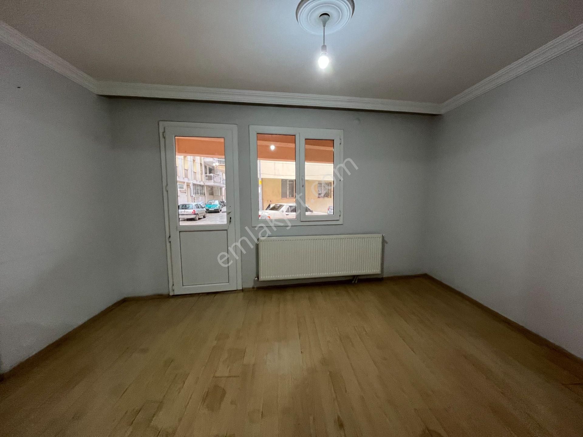 Seferihisar Pazar Yerinde, Teraslı Ve Balkonlu Satılık 3+1 Daire - Görsel 6