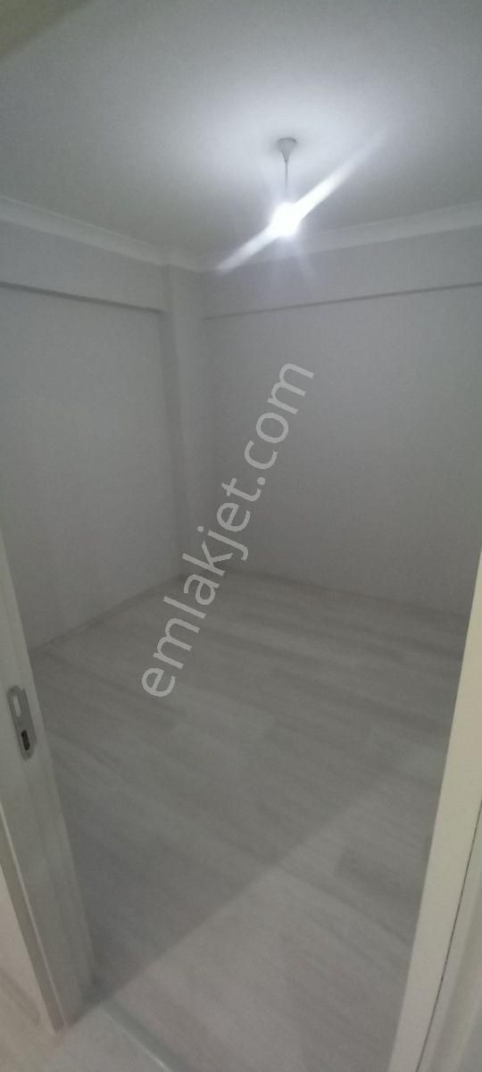 Edremit/merkez D.gazlı Masrafsız 2+1 Öncephe Daire Satılık - Görsel 4