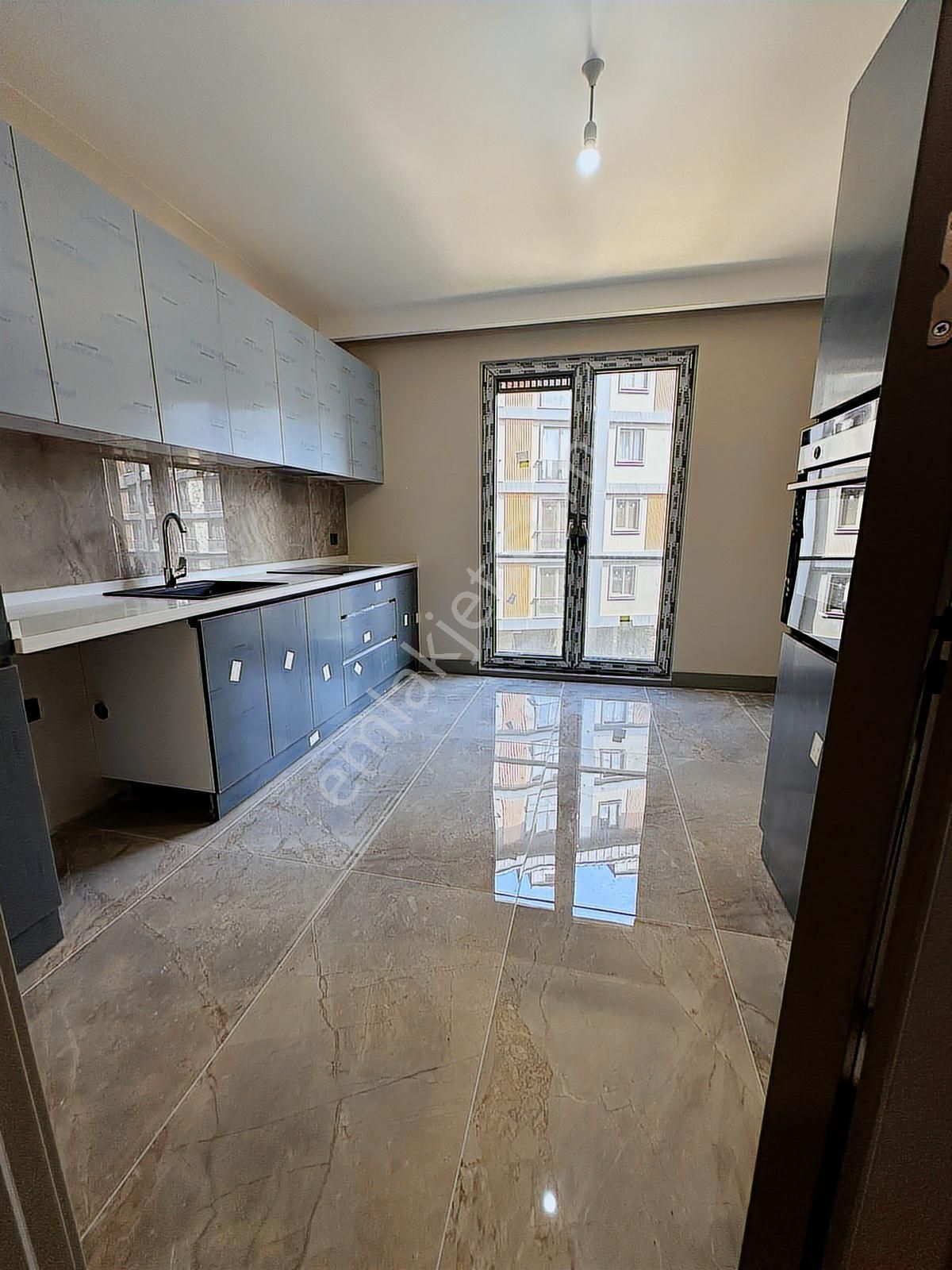 Hasbahçe Çengelköy Sitesinde 2+1 Lüks Sıfır Daire... - Görsel 3