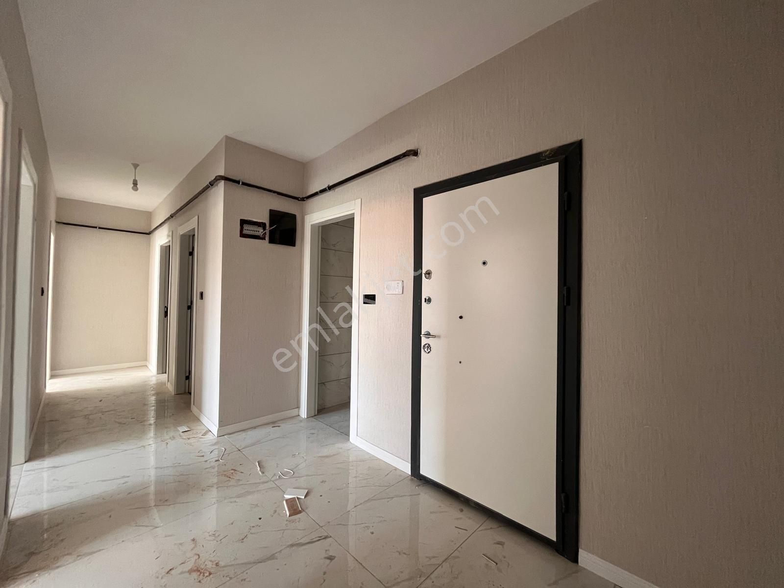 Erenköy Mahallesinde 4+1 Ayrı Girişli Dubleks Sıfır Daire - Görsel 9