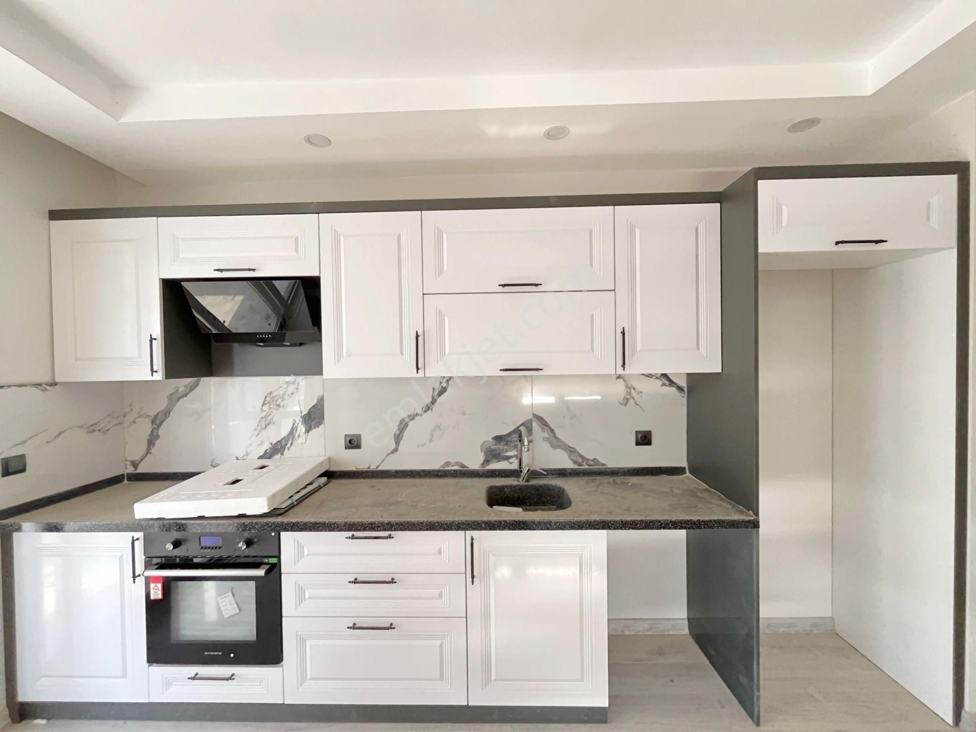 💥💥 Güç Gayrimenkul'den Akçay'da Cam Balkonlu Lüx Tasarımıyla Sıfır Satılık 2+1 Daire - Görsel 17