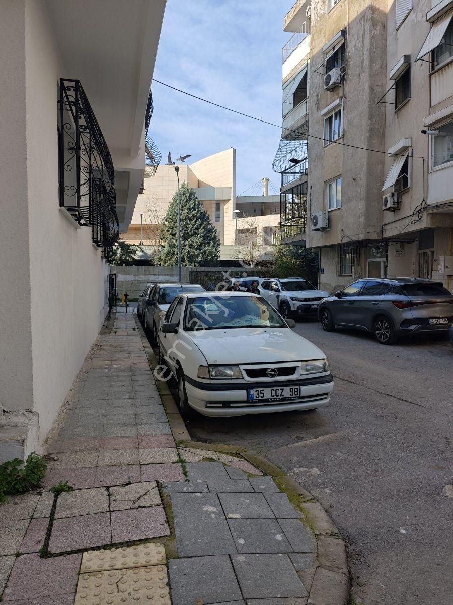 Güzelyalı Ortaokulu Yakını Köşe Kullanımlı 2+1 Daire - Görsel 4