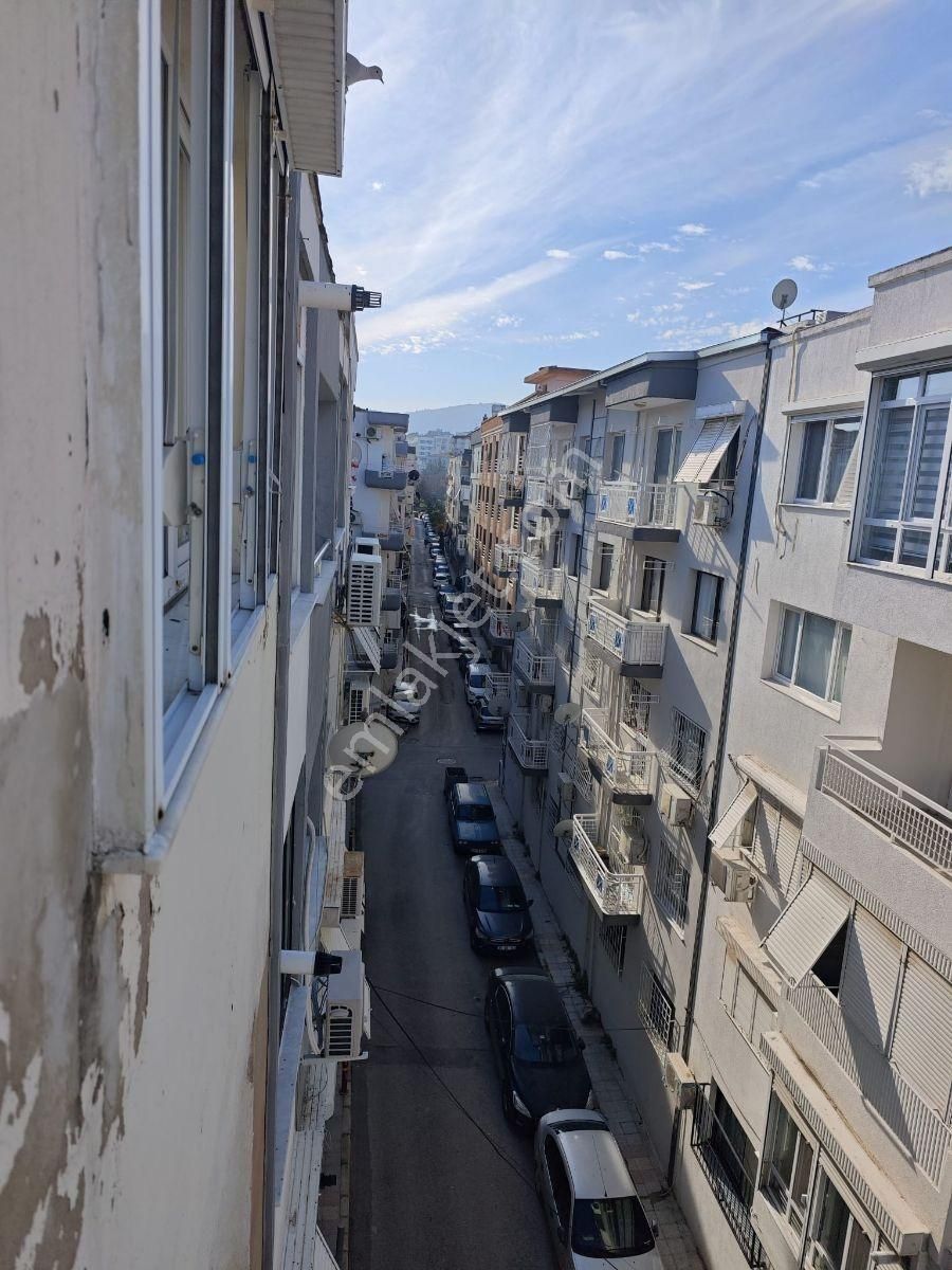 Güzelyalı Ortaokulu Yakını Köşe Kullanımlı 2+1 Daire - Görsel 8