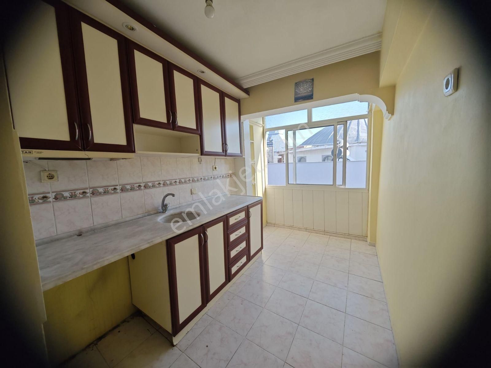 Güzelyalı Ortaokulu Yakını Köşe Kullanımlı 2+1 Daire - Görsel 14