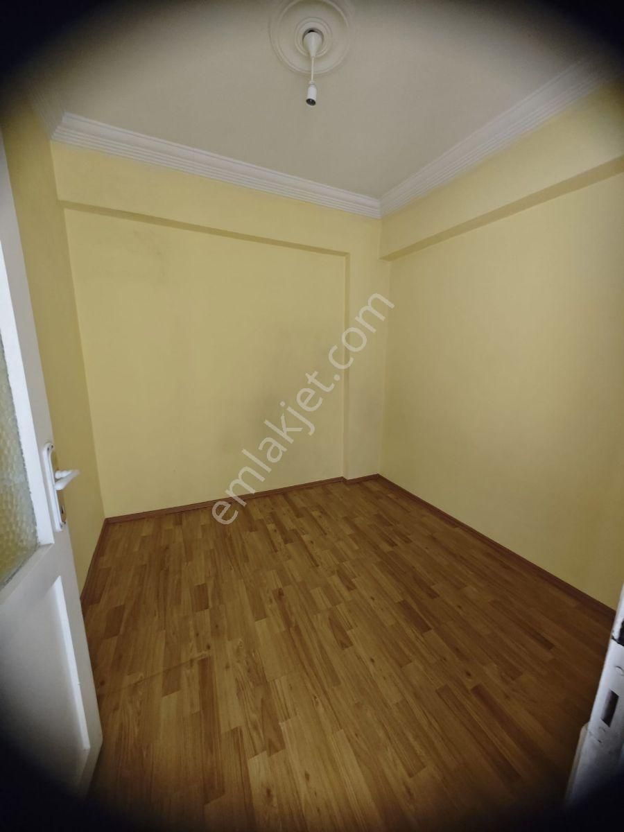 Güzelyalı Ortaokulu Yakını Köşe Kullanımlı 2+1 Daire - Görsel 12