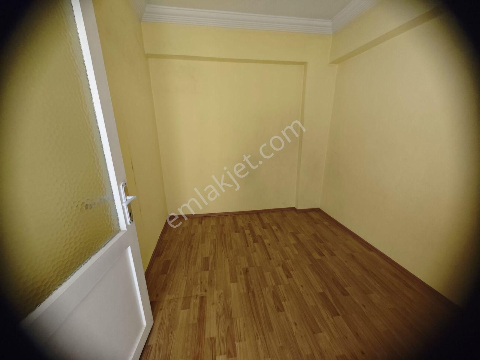 Güzelyalı Ortaokulu Yakını Köşe Kullanımlı 2+1 Daire - Görsel 13