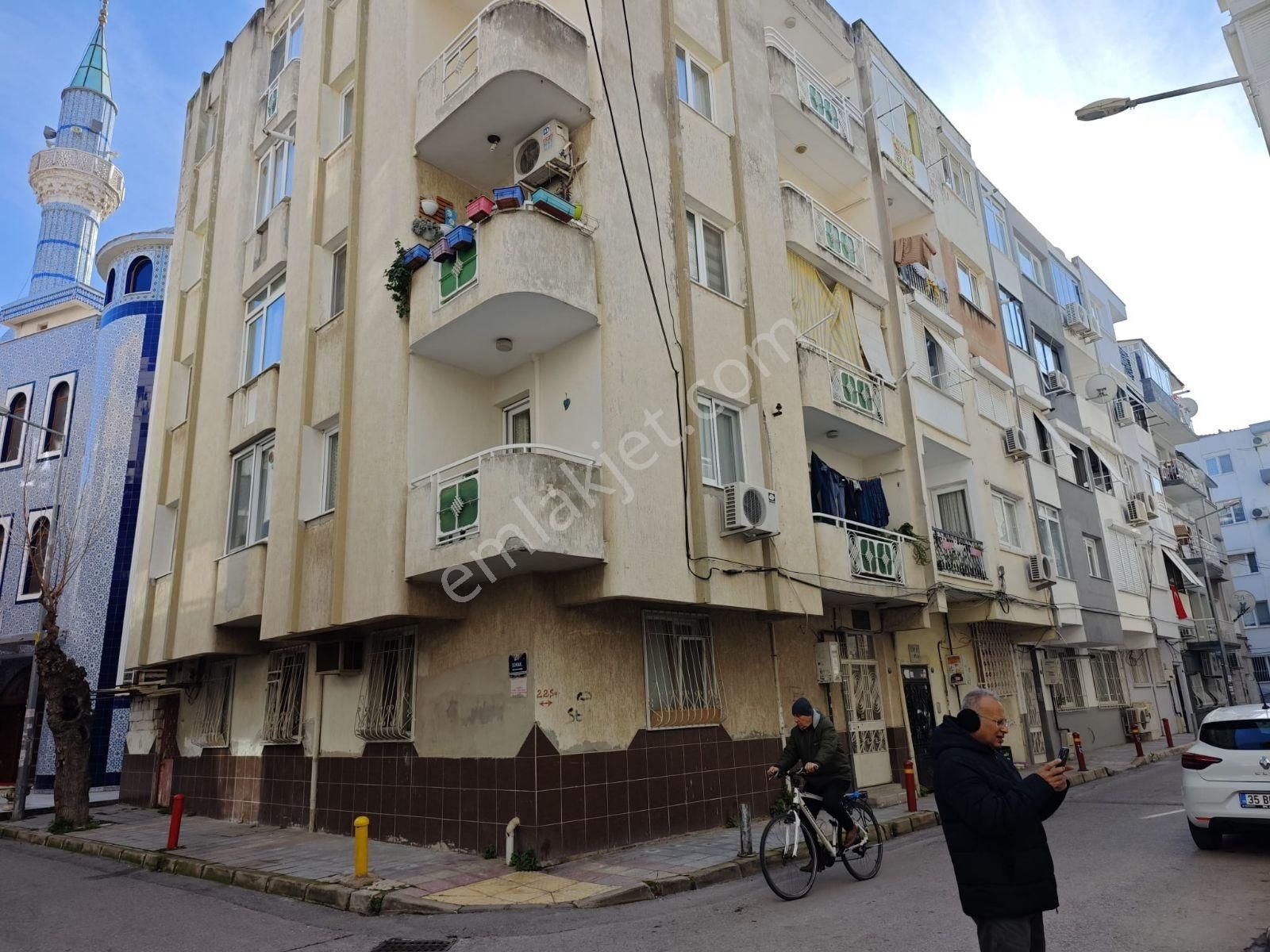 Güzelyalı Ortaokulu Yakını Köşe Kullanımlı 2+1 Daire - Görsel 5