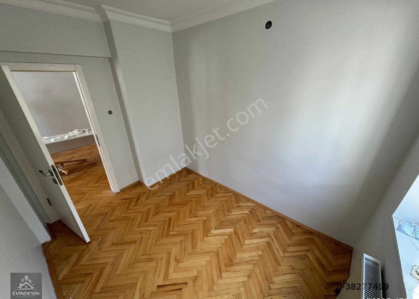 Karargahtepe Mahallesinde 3+1 Ön Cephe Katta Yapılı Satılık Daire - Görsel 11