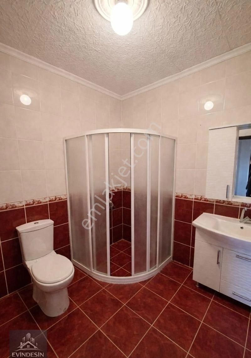 Çaldıran Mah Katta 3+1 Ön Cephe Geniş Satılık - Görsel 3