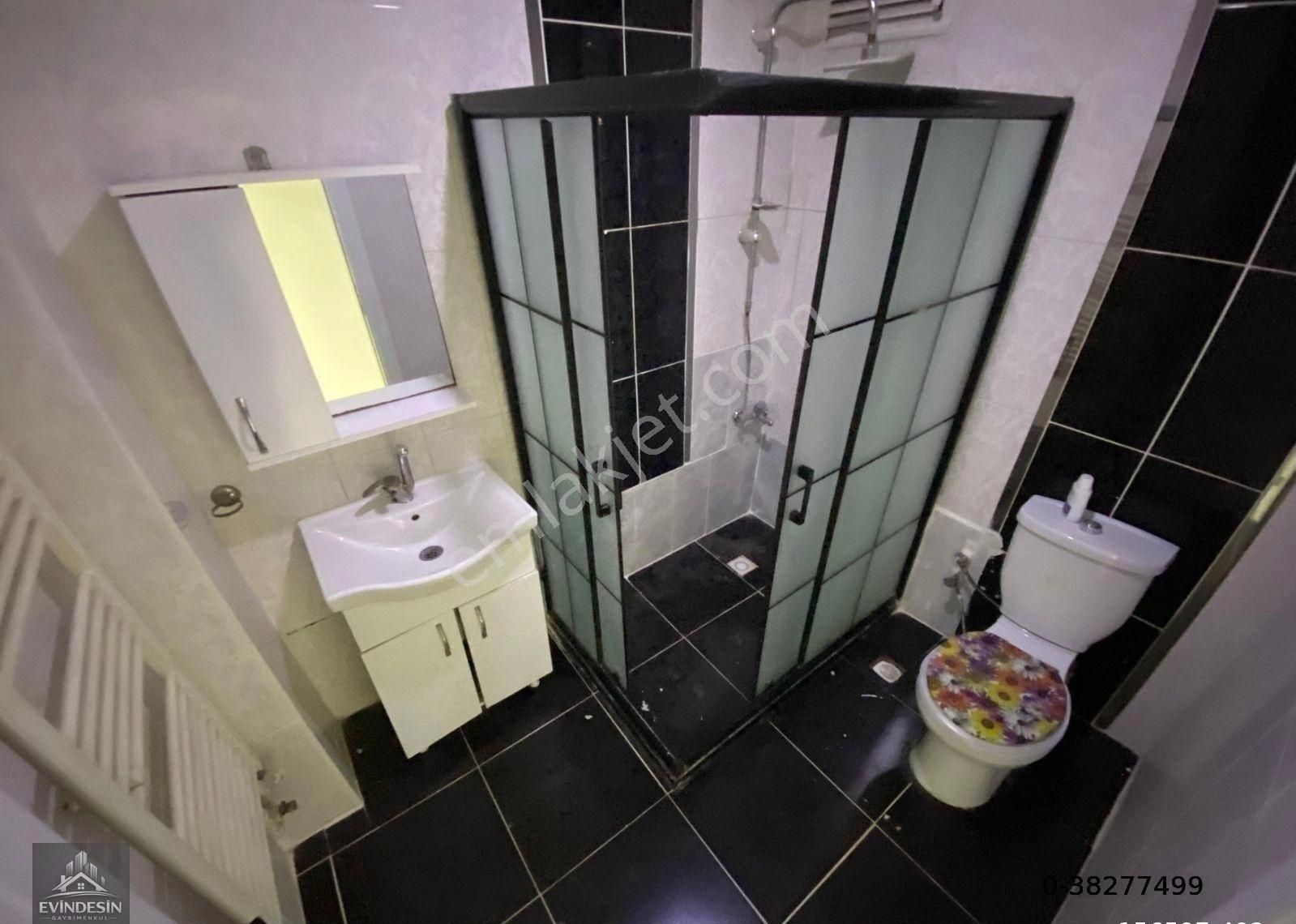 Yakacık Mahallesinde 3+1 Ön Cephe Balkonlu Yapılı Satılık Daire - Görsel 18